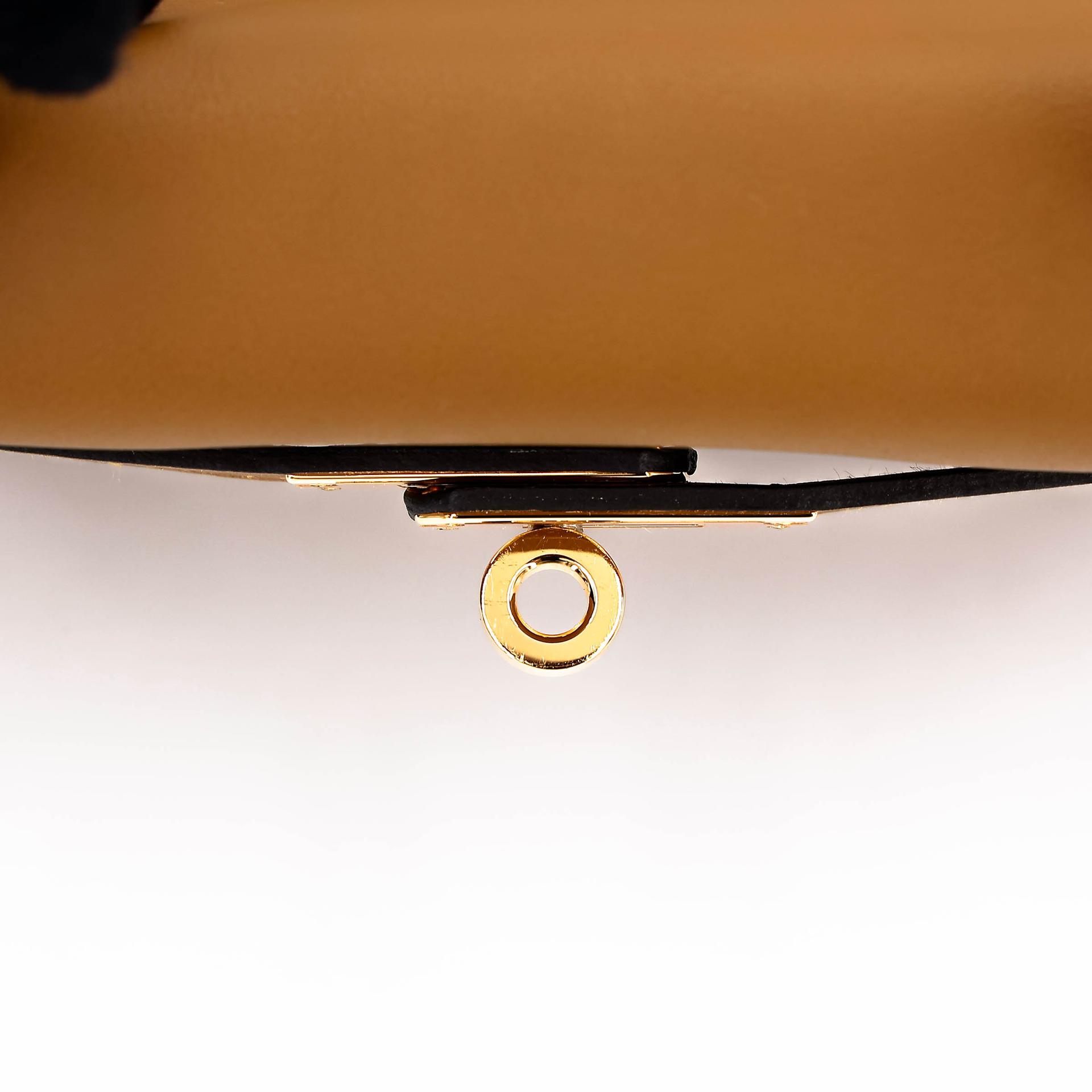 Excellent ( Rank SA ) HERMÈS Kelly 25 Kraft (2H) Swift Gold hardware D (2019) - 12