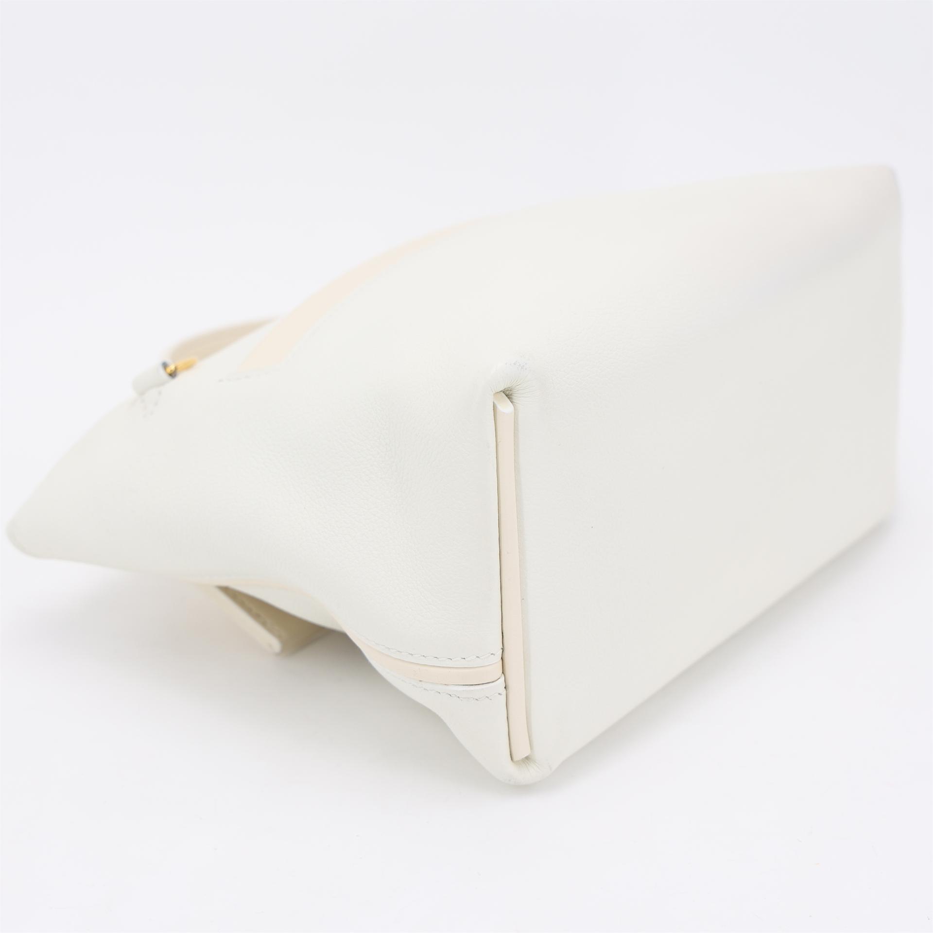 Excellent ( Rank SA ) HERMÈS 24/24 - 21 mini White (01) Nata (I2) Swift Evercolor Gold hardware U (2022) - 6