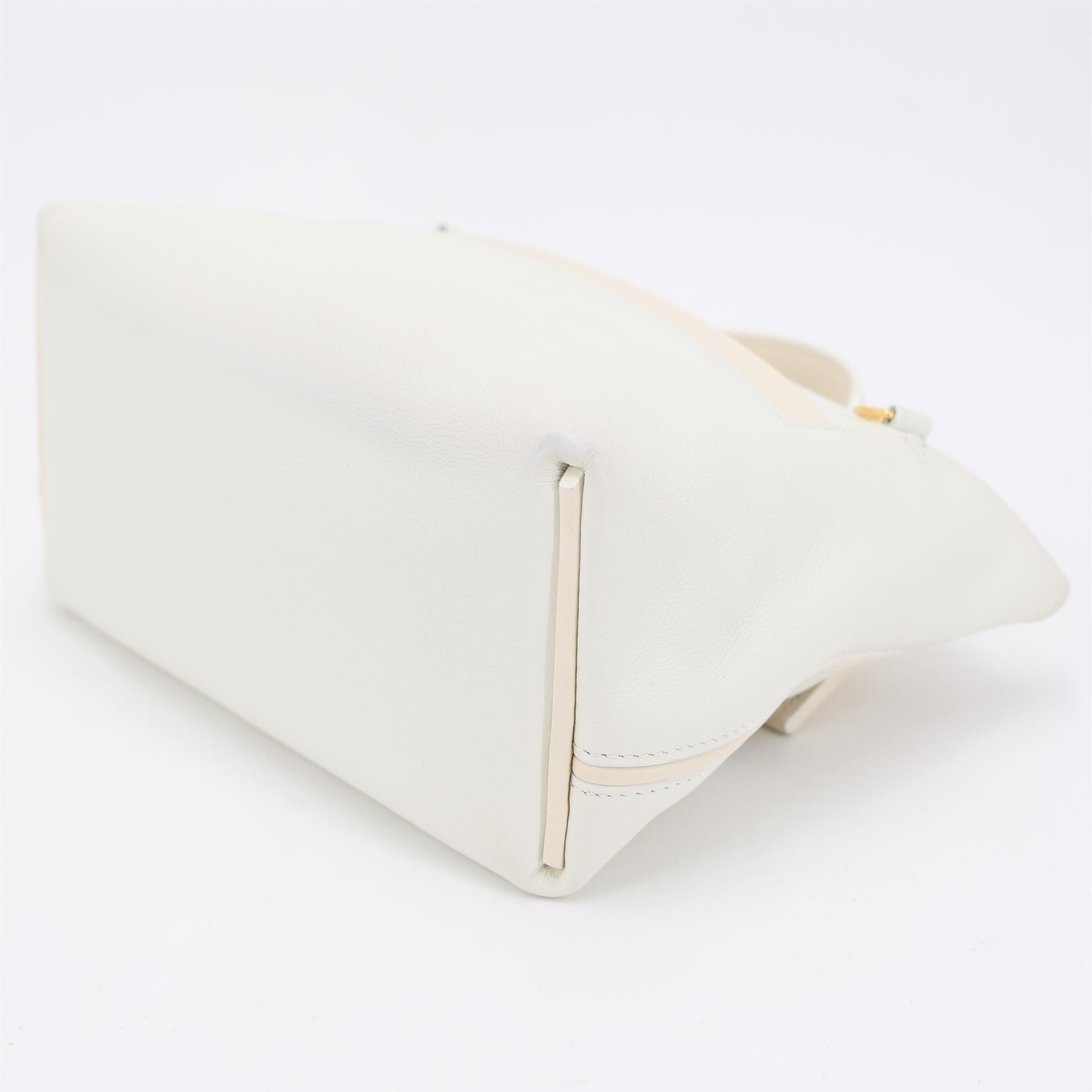 Excellent ( Rank SA ) HERMÈS 24/24 - 21 mini White (01) Nata (I2) Swift Evercolor Gold hardware U (2022) - 7