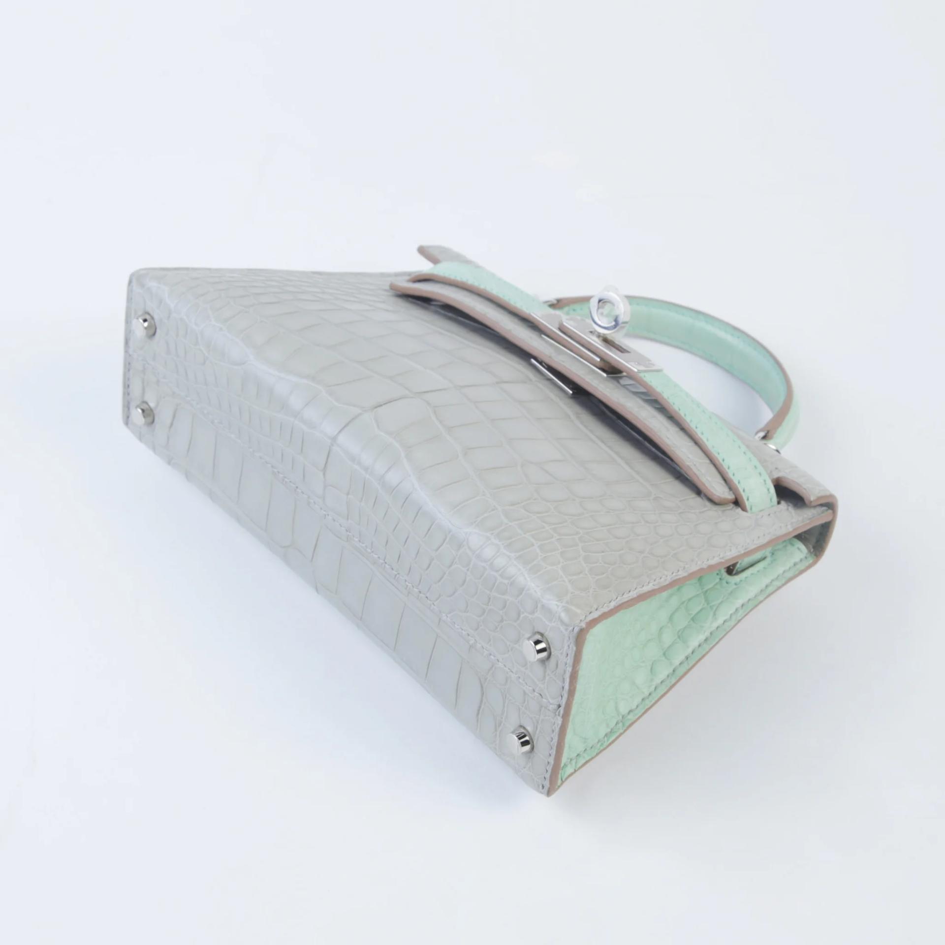 Unused ( Rank NS ) HERMÈS Special Order Mini Kelly II Gris Perle (80) Vert d’Eau (6U) Matte Alligator Palladium hardware U (2022) - 5
