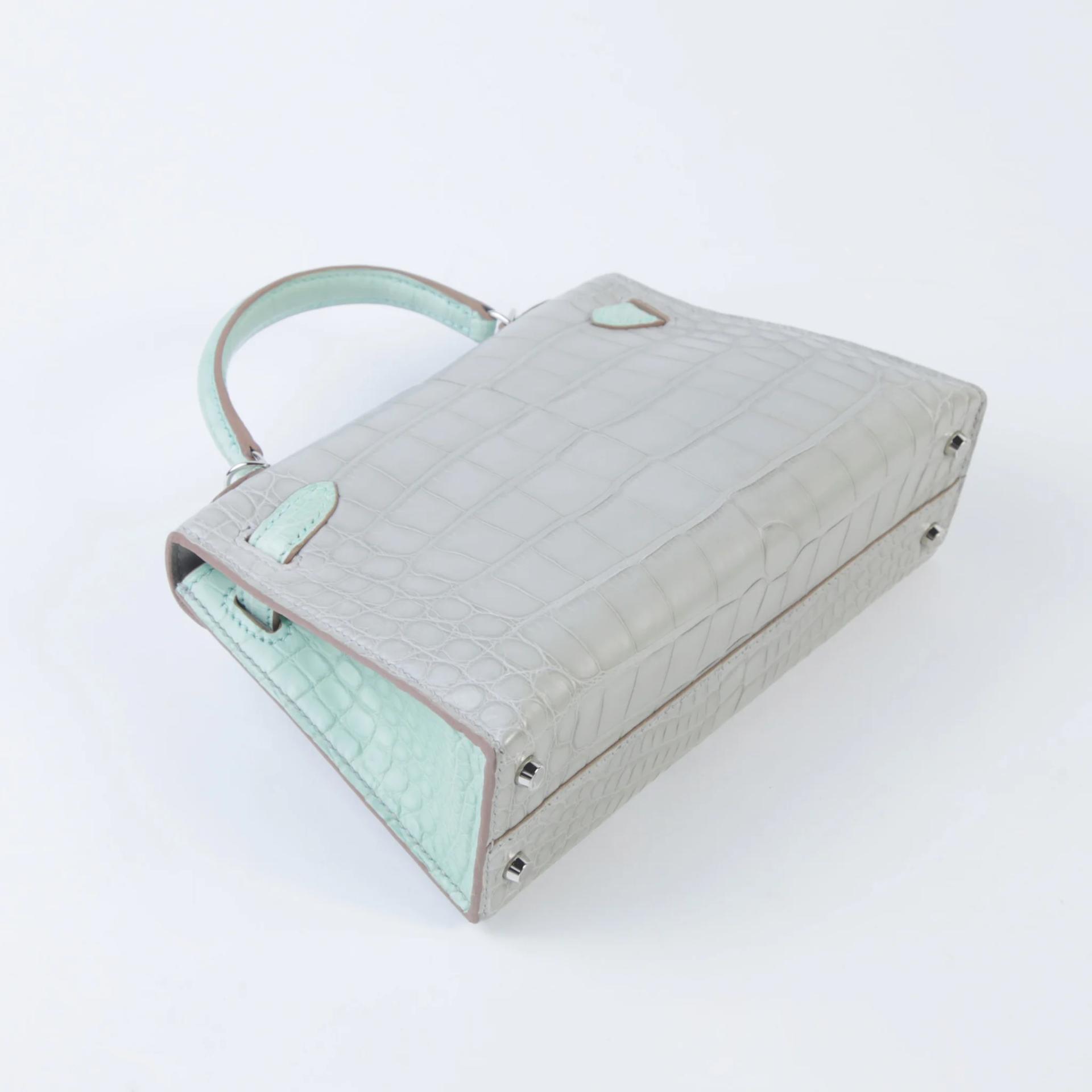 Unused ( Rank NS ) HERMÈS Special Order Mini Kelly II Gris Perle (80) Vert d’Eau (6U) Matte Alligator Palladium hardware U (2022) - 6