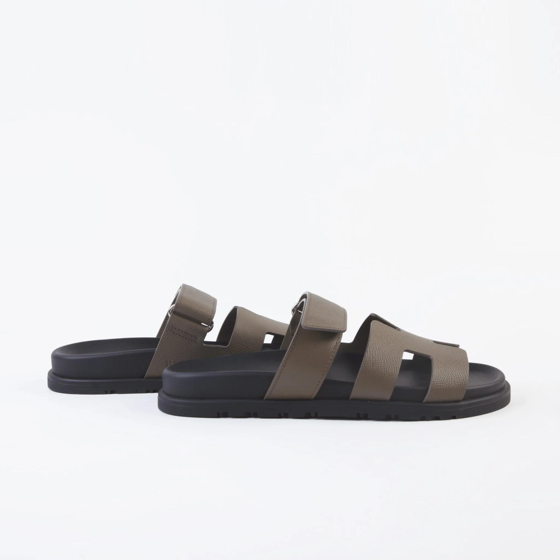 Brand New ( Rank N ) HERMÈS Chypre sandals Etoupe (18) Epsom Palladium hardware - 3