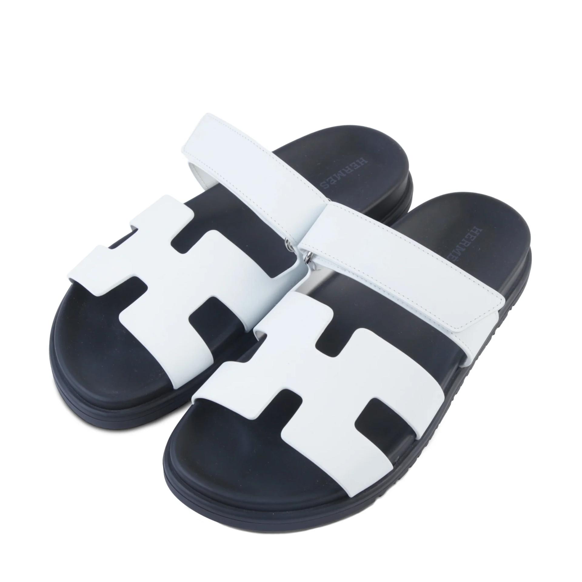 Brand New ( Rank N ) HERMÈS Chypre sandals White Calfskin Palladium hardware - 1