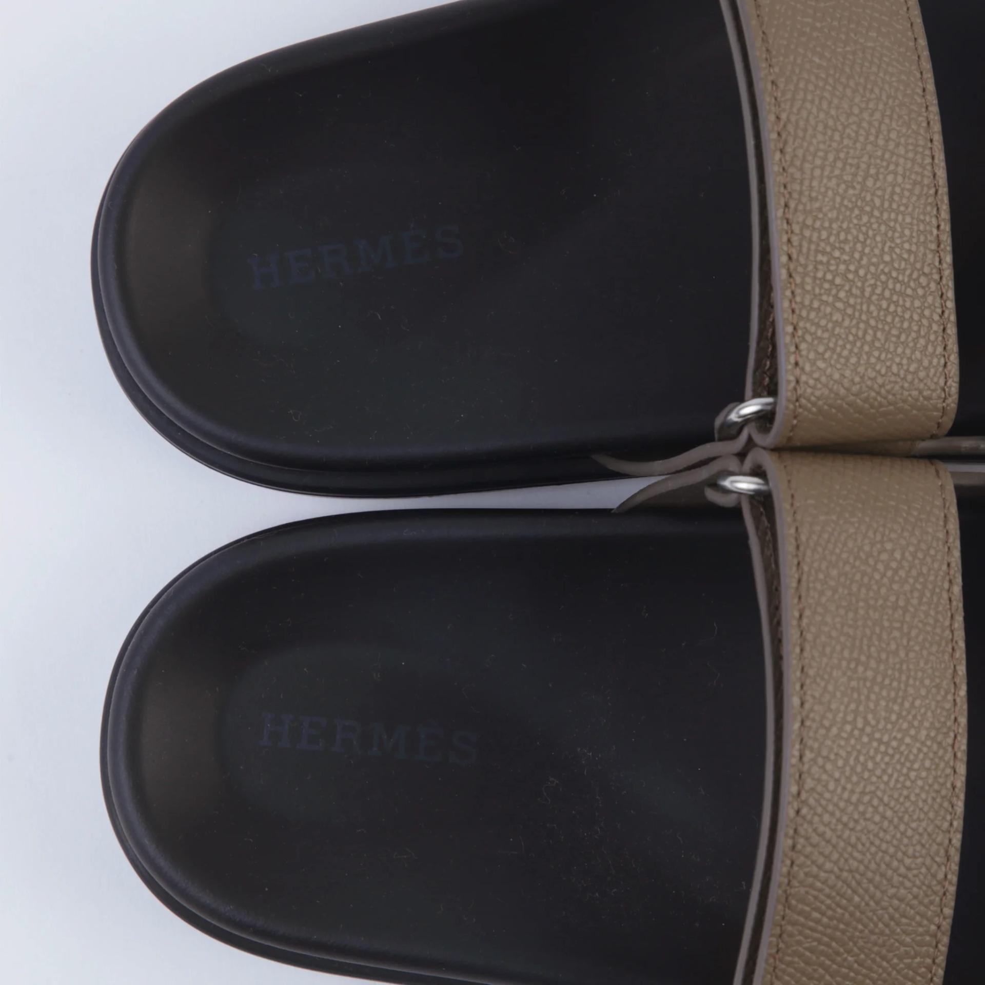 Brand New ( Rank N ) HERMÈS Chypre sandals Etoupe (18) Epsom Palladium hardware - 5
