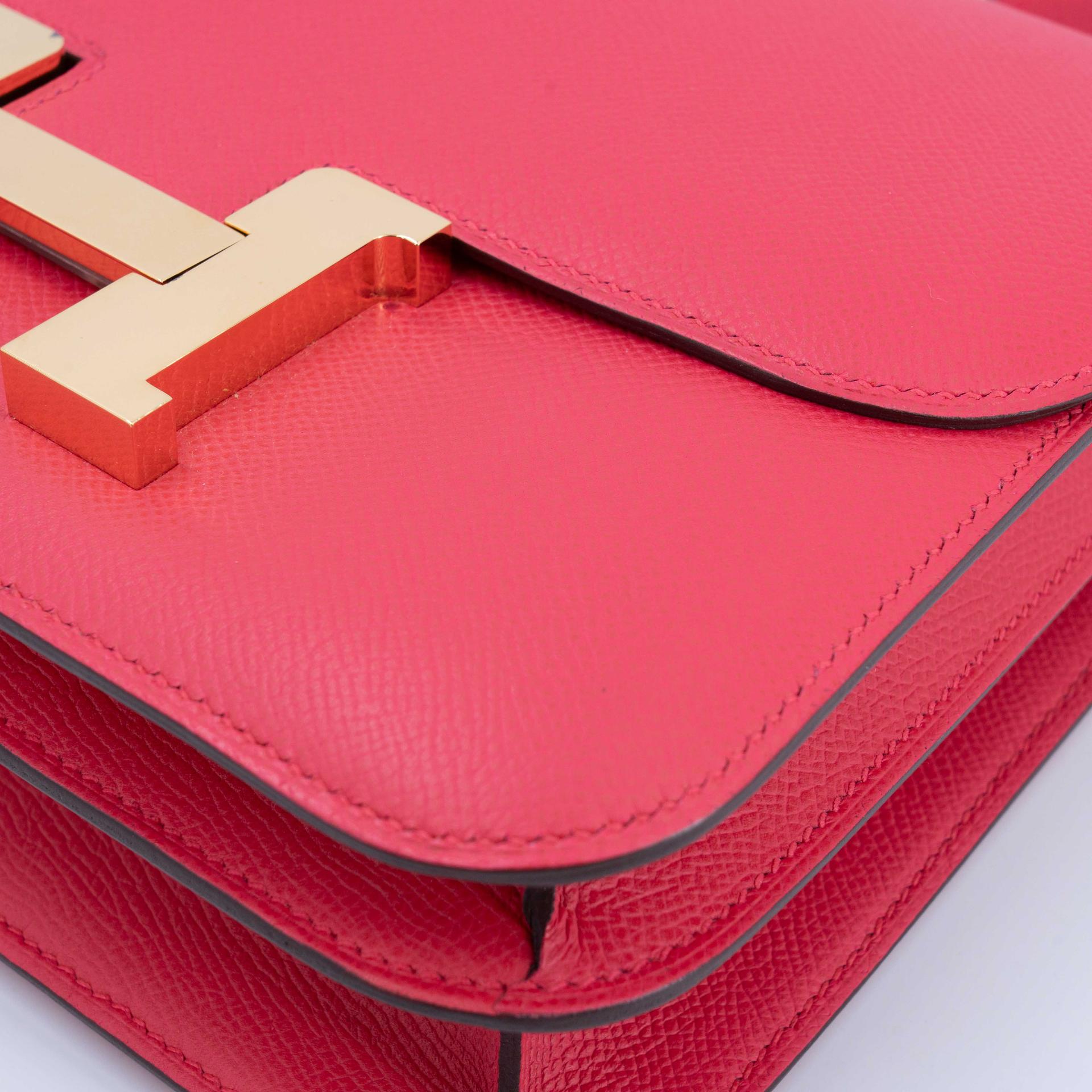 Very Good ( Rank A) HERMÈS Constance 24 Rose Extreme (I6) Epsom Gold hardware D (2019) - 11