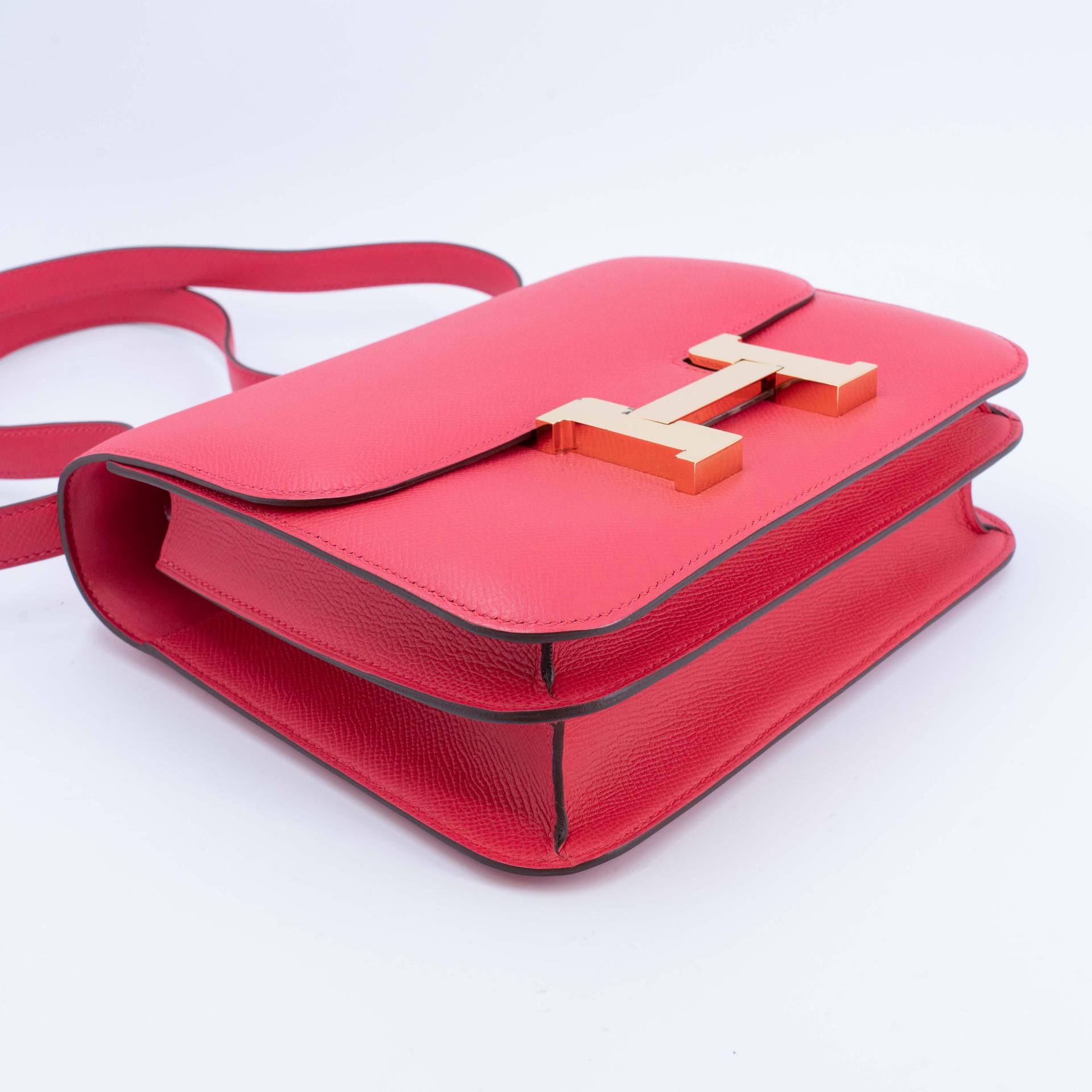 Very Good ( Rank A) HERMÈS Constance 24 Rose Extreme (I6) Epsom Gold hardware D (2019) - 4