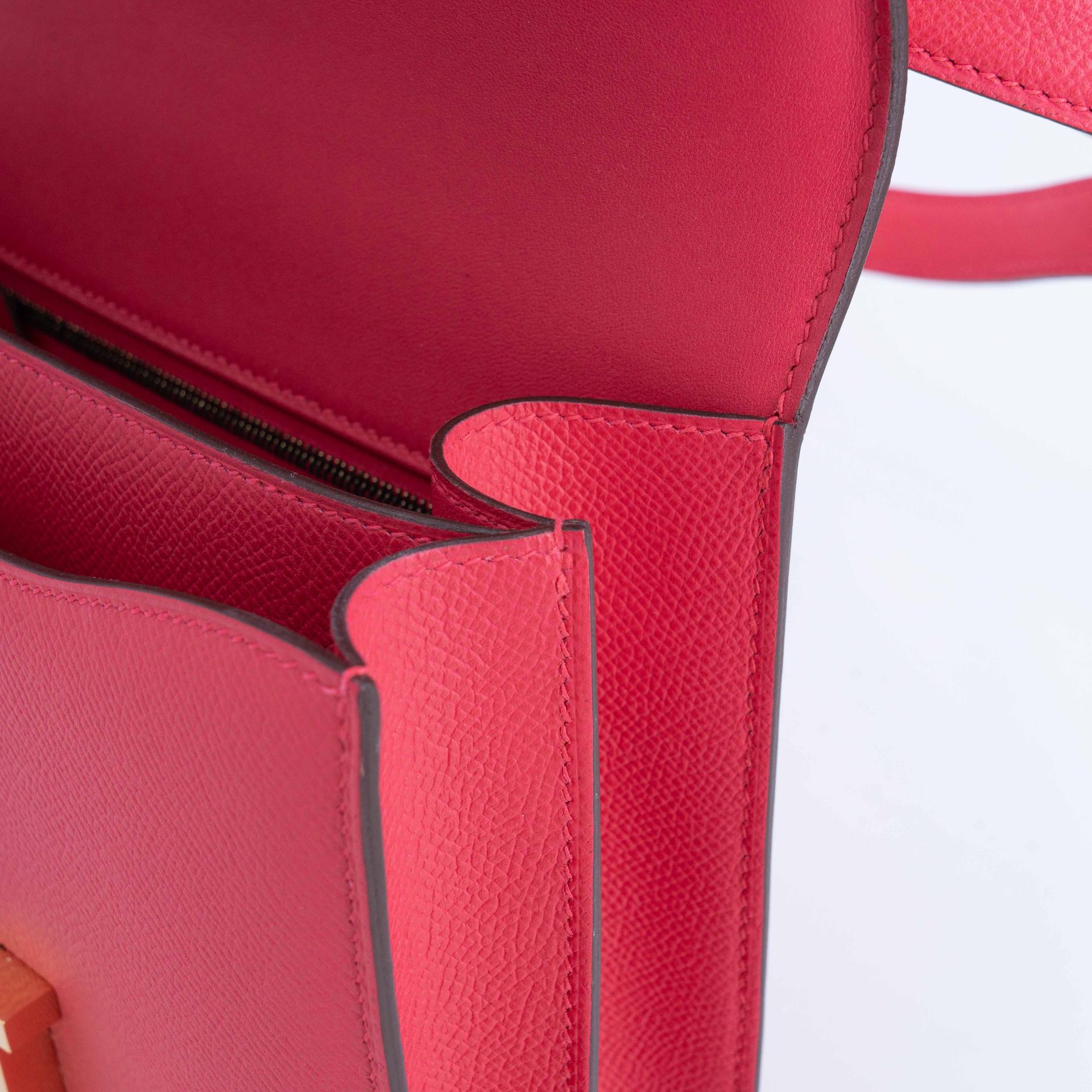 Very Good ( Rank A) HERMÈS Constance 24 Rose Extreme (I6) Epsom Gold hardware D (2019) - 16