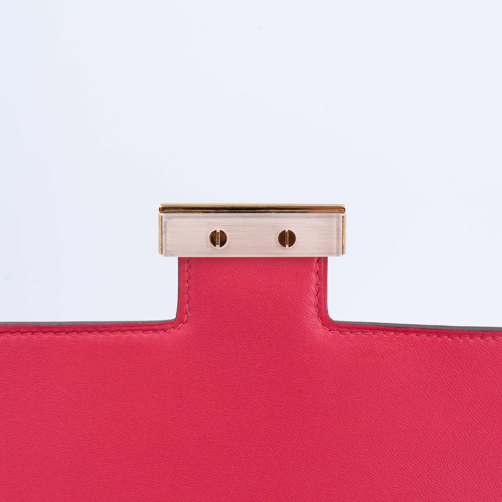 Very Good ( Rank A) HERMÈS Constance 24 Rose Extreme (I6) Epsom Gold hardware D (2019) - 13