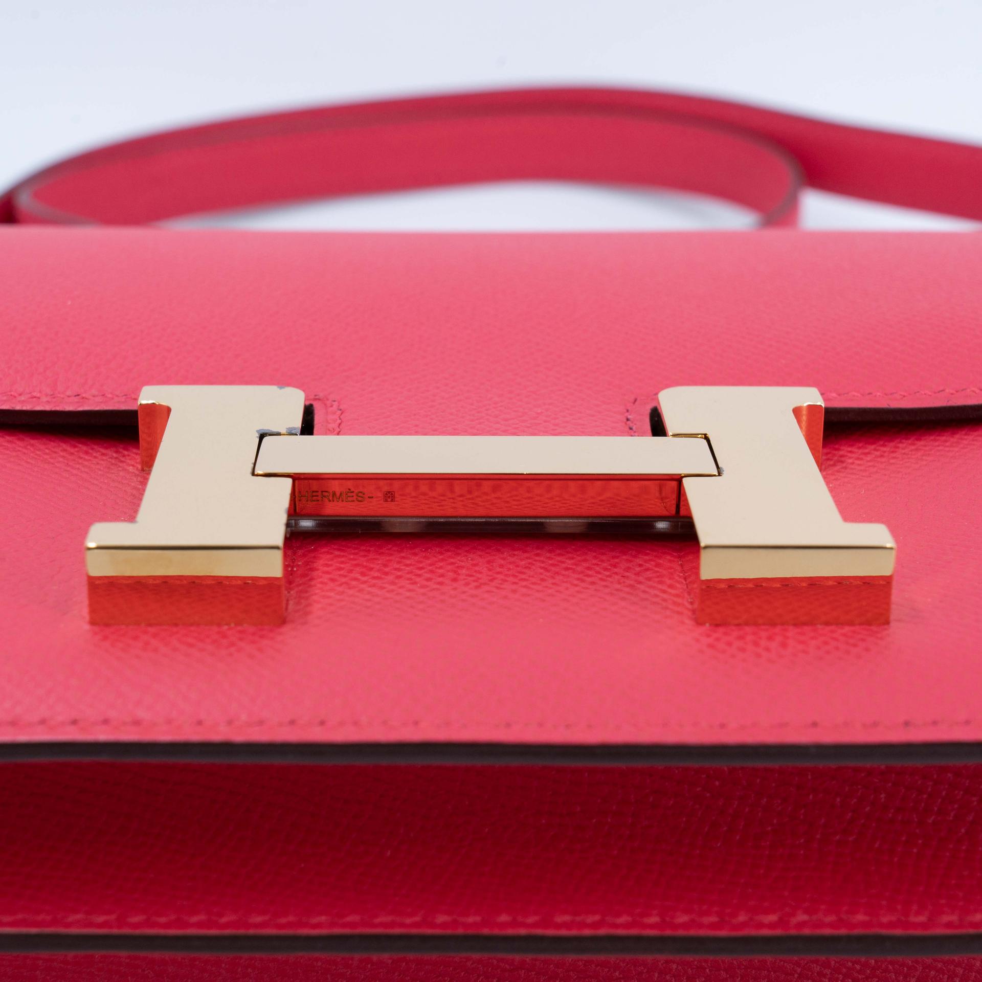 Very Good ( Rank A) HERMÈS Constance 24 Rose Extreme (I6) Epsom Gold hardware D (2019) - 12