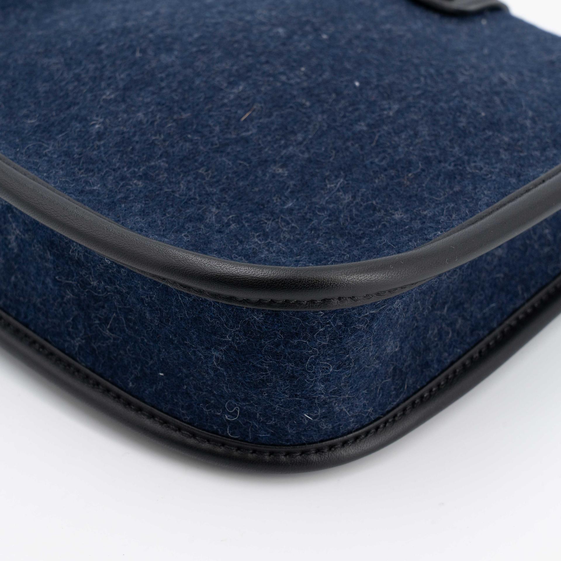 Very Good ( Rank A) HERMÈS Mini Evelyne 16 Amazone 112cm Bleu Nuit (2Z) Swift Feutre Gold hardware D (2019) - 13