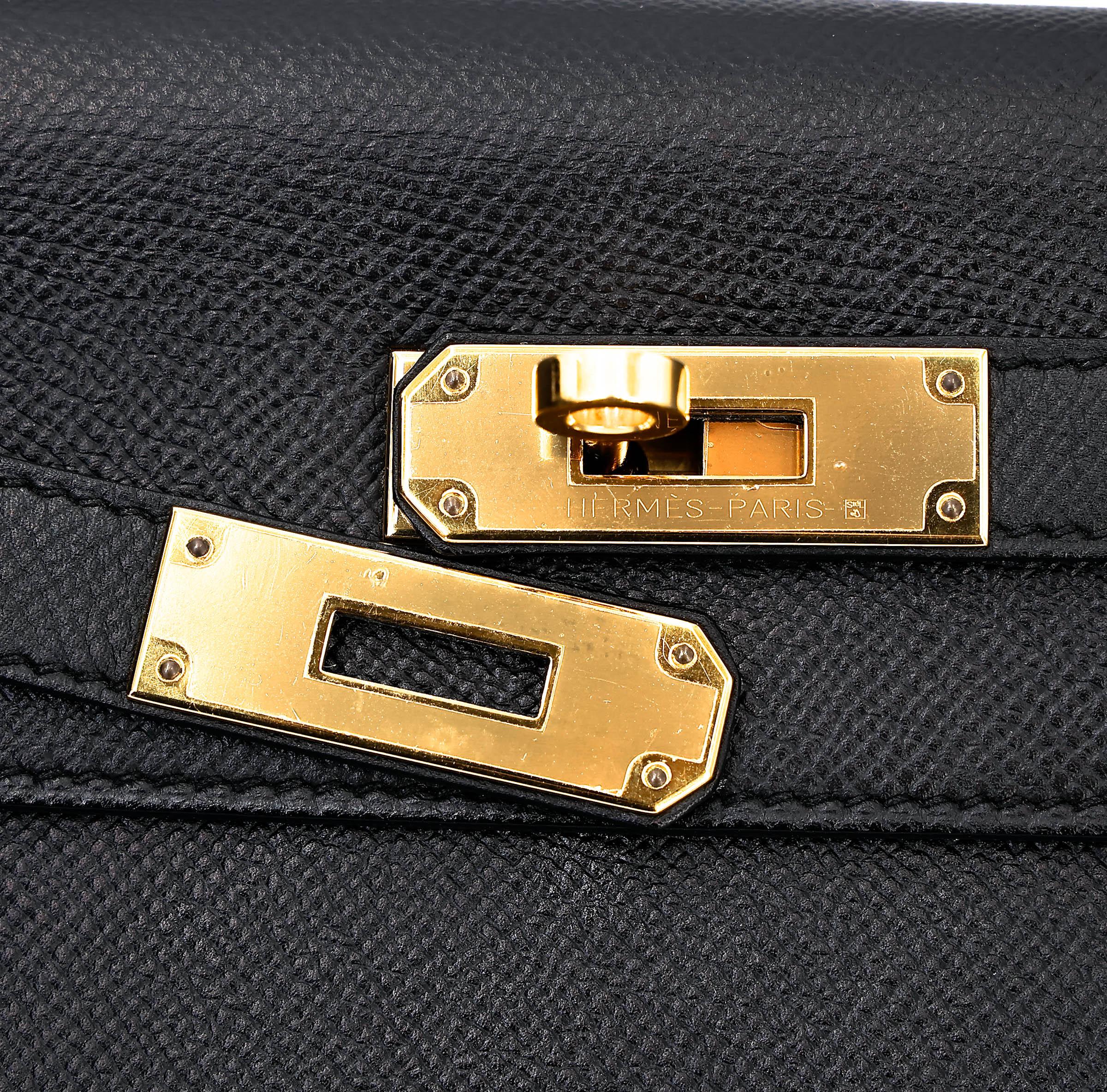Very Good ( Rank A) HERMÈS Kelly 28 Sellier Noir (89) Epsom Gold hardware C (2018) - 11