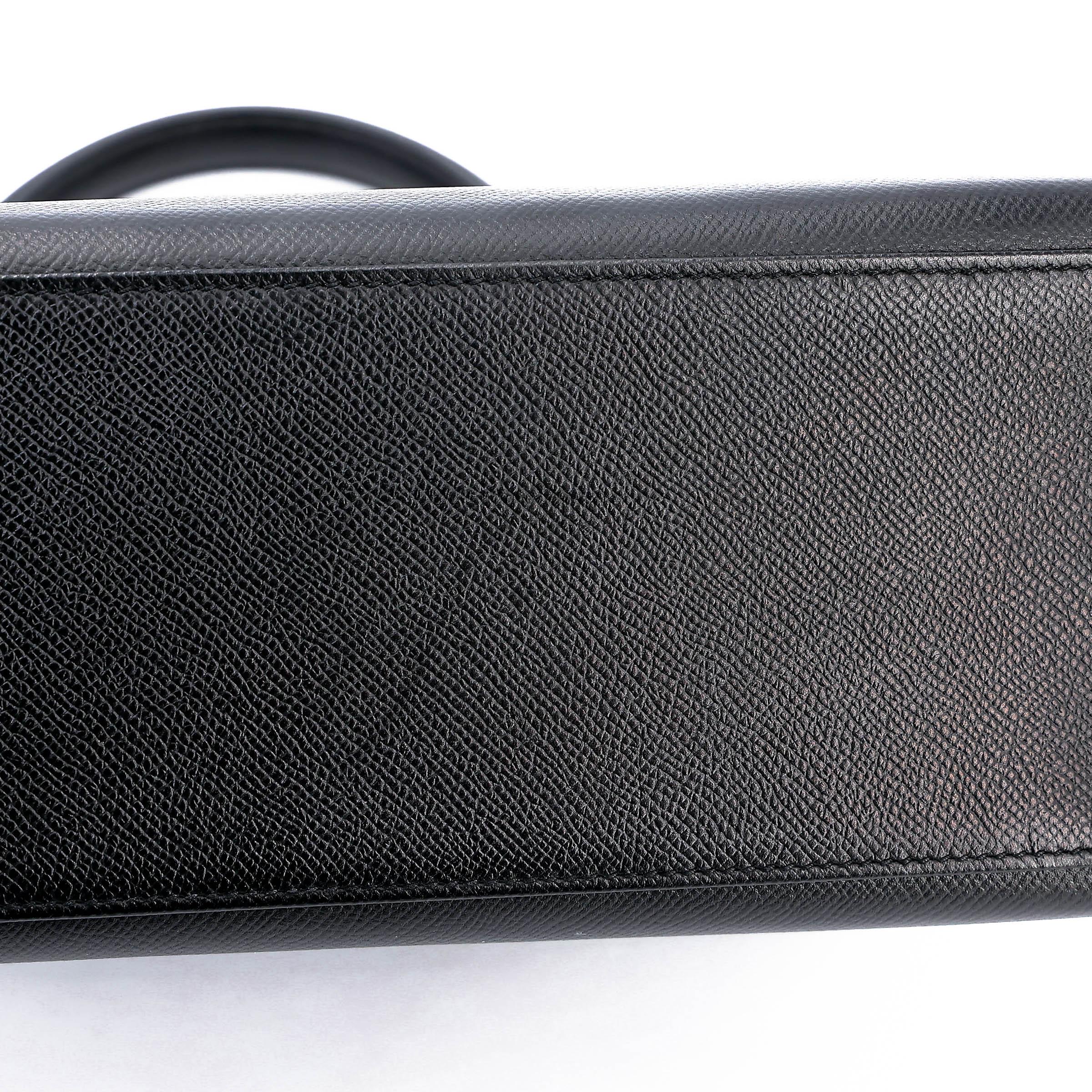Very Good ( Rank A) HERMÈS Kelly 28 Sellier Noir (89) Epsom Gold hardware C (2018) - 9