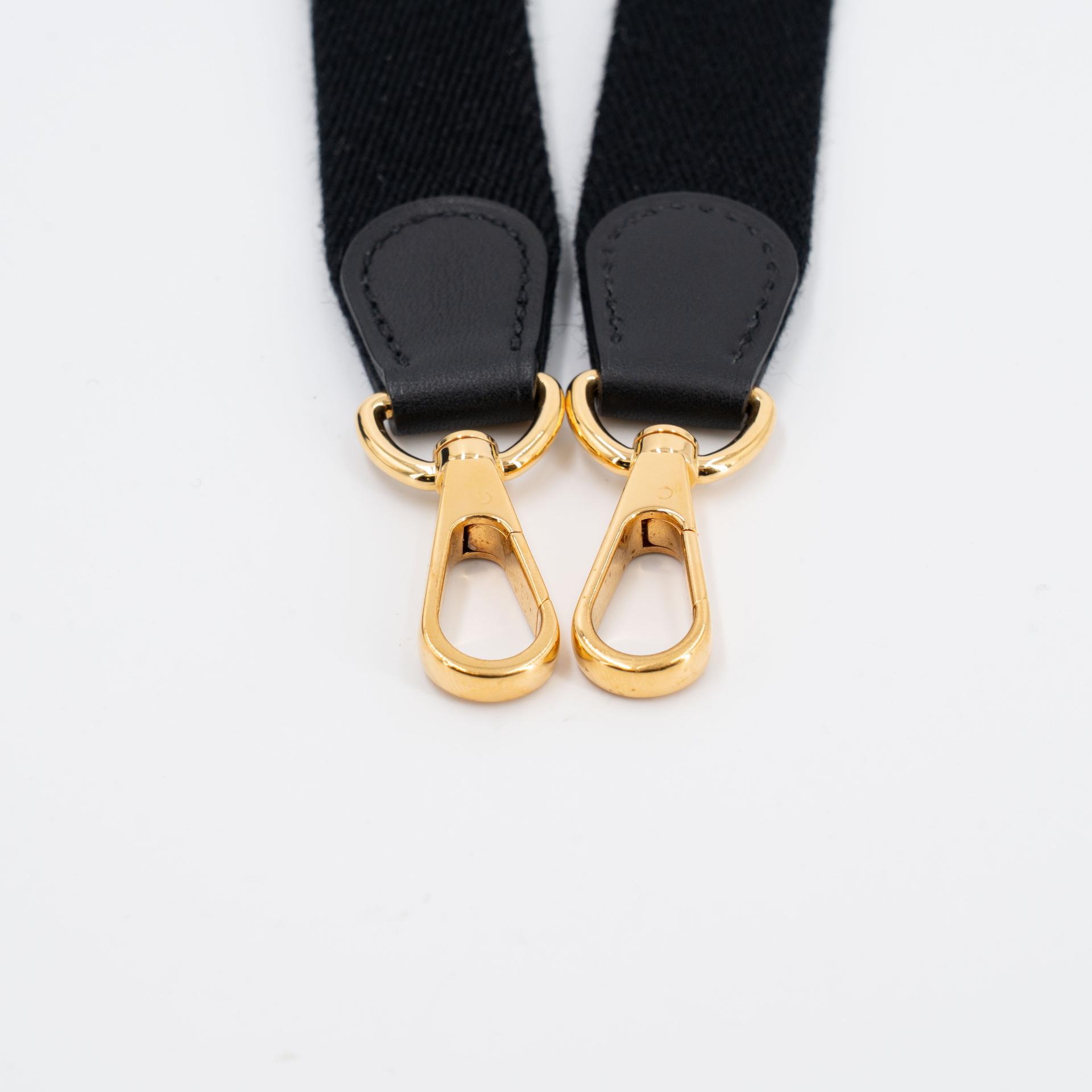 Very Good ( Rank A) HERMÈS Mini Evelyne 16 Amazone 112cm Bleu Nuit (2Z) Swift Feutre Gold hardware D (2019) - 22
