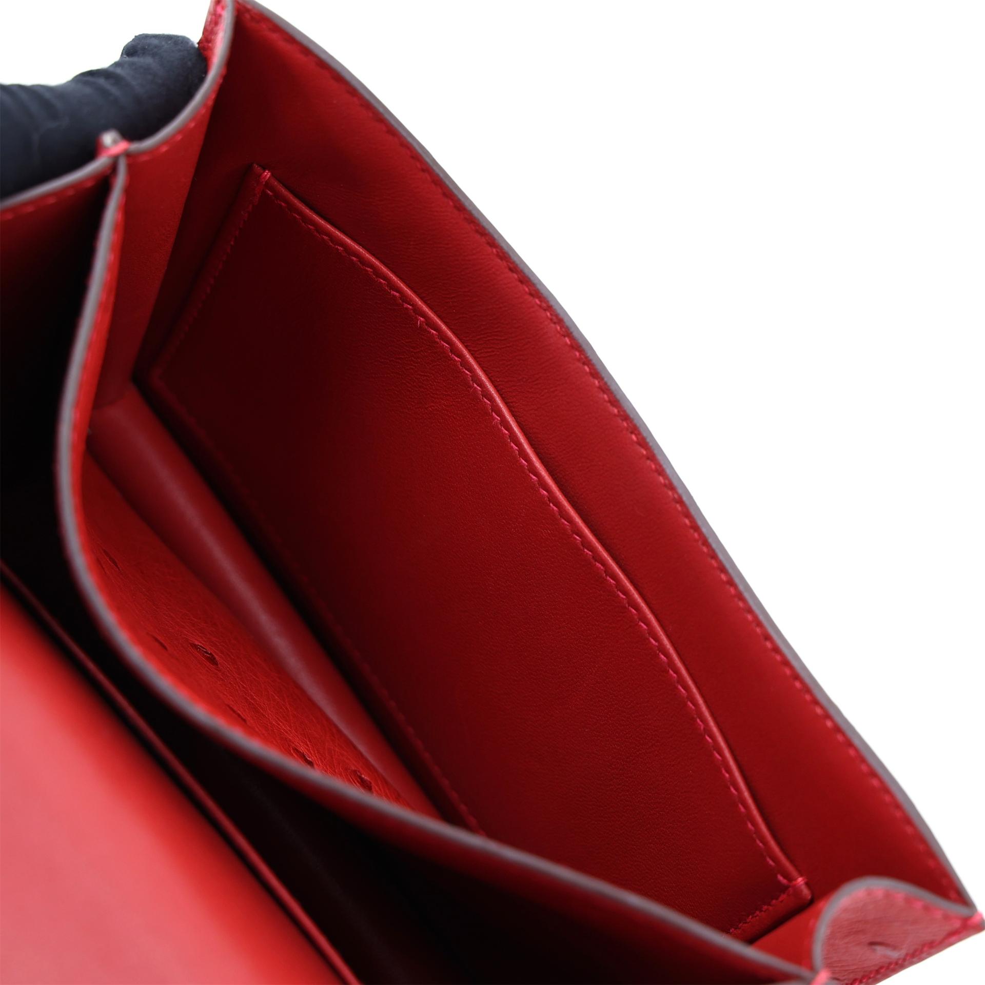 Very Good ( Rank A) HERMÈS Constance Mini Rouge Vif (53) Ostrich Gold hardware A (2017) - 16
