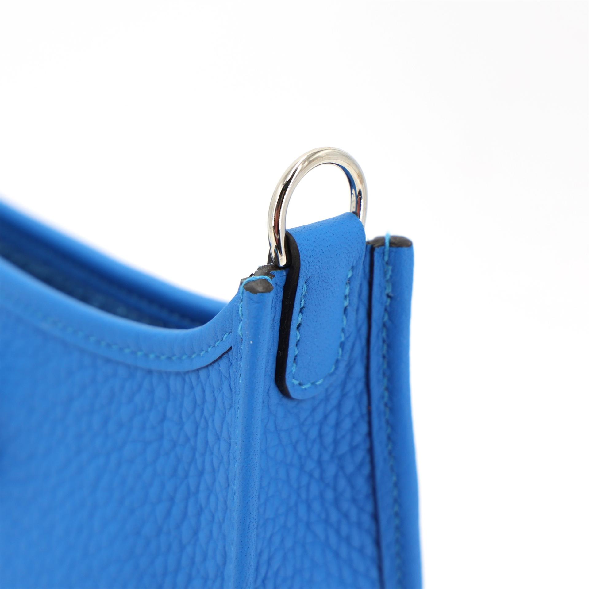 ランク SA HERMÈS エルメス エブリンTPM バンドリエール112cm ブルーイドラ (T7) トリヨン シルバー金具 W刻印 (2024) - 9