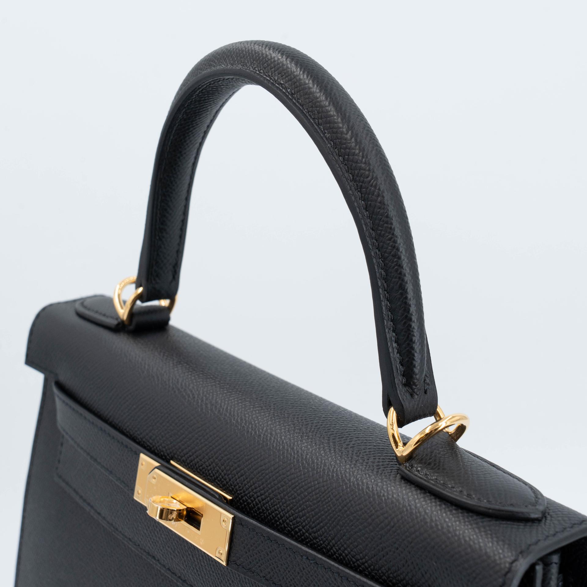 Brand New ( Rank N ) HERMÈS Kelly 28 Sellier Noir (89) Epsom Gold hardware G (2026) - 3
