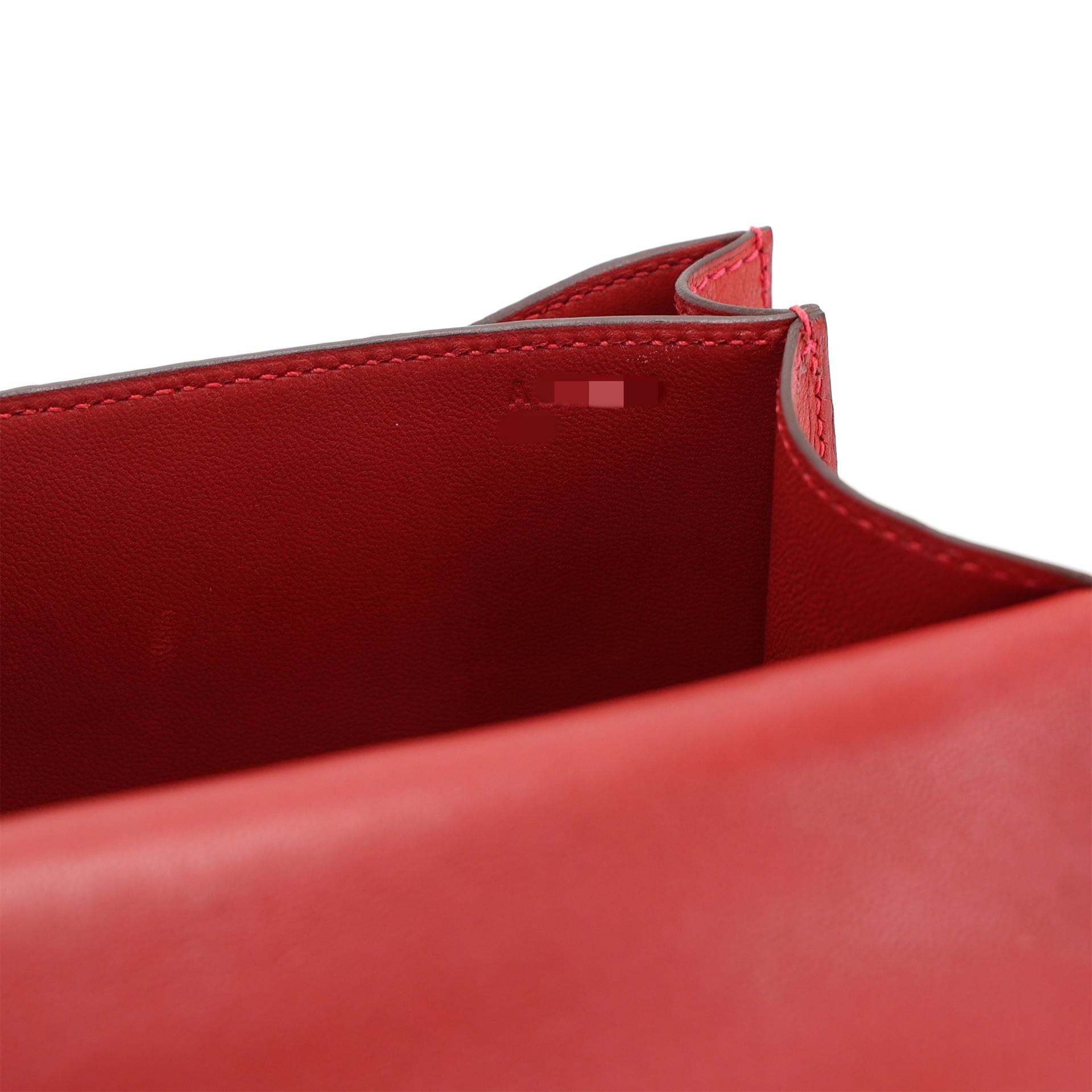 Very Good ( Rank A) HERMÈS Constance Mini Rouge Vif (53) Ostrich Gold hardware A (2017) - 19