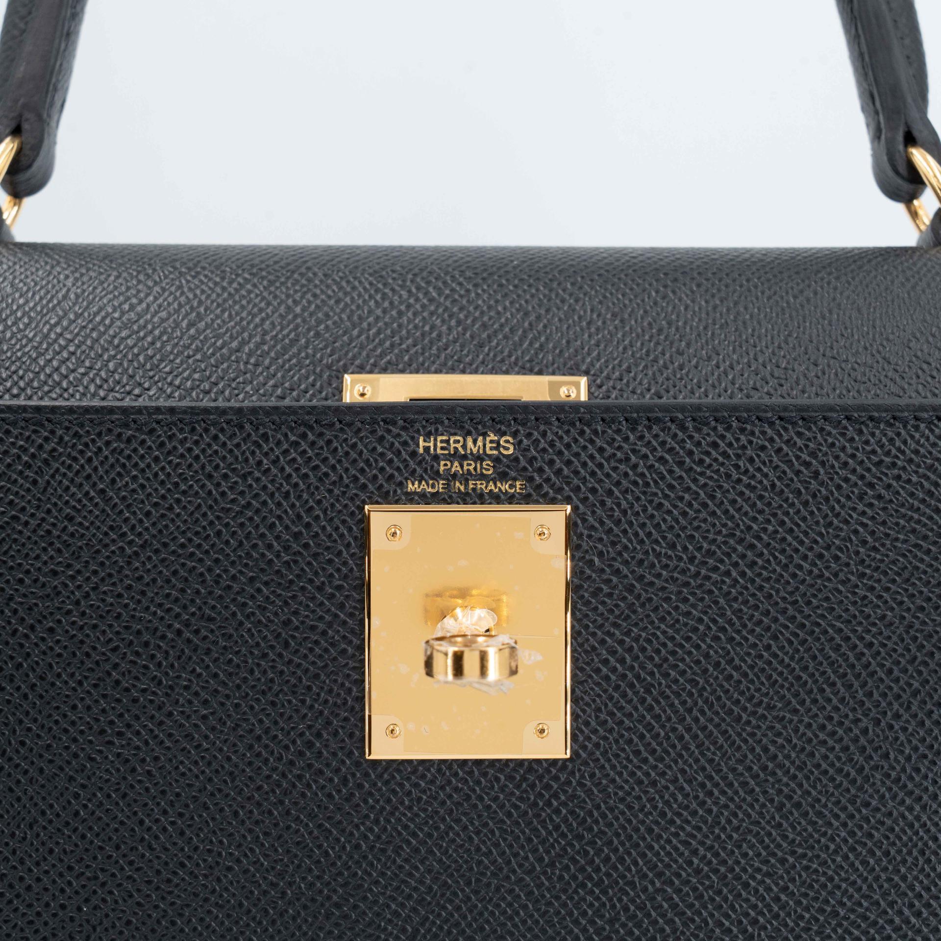 Brand New ( Rank N ) HERMÈS Kelly 28 Sellier Noir (89) Epsom Gold hardware G (2026) - 10