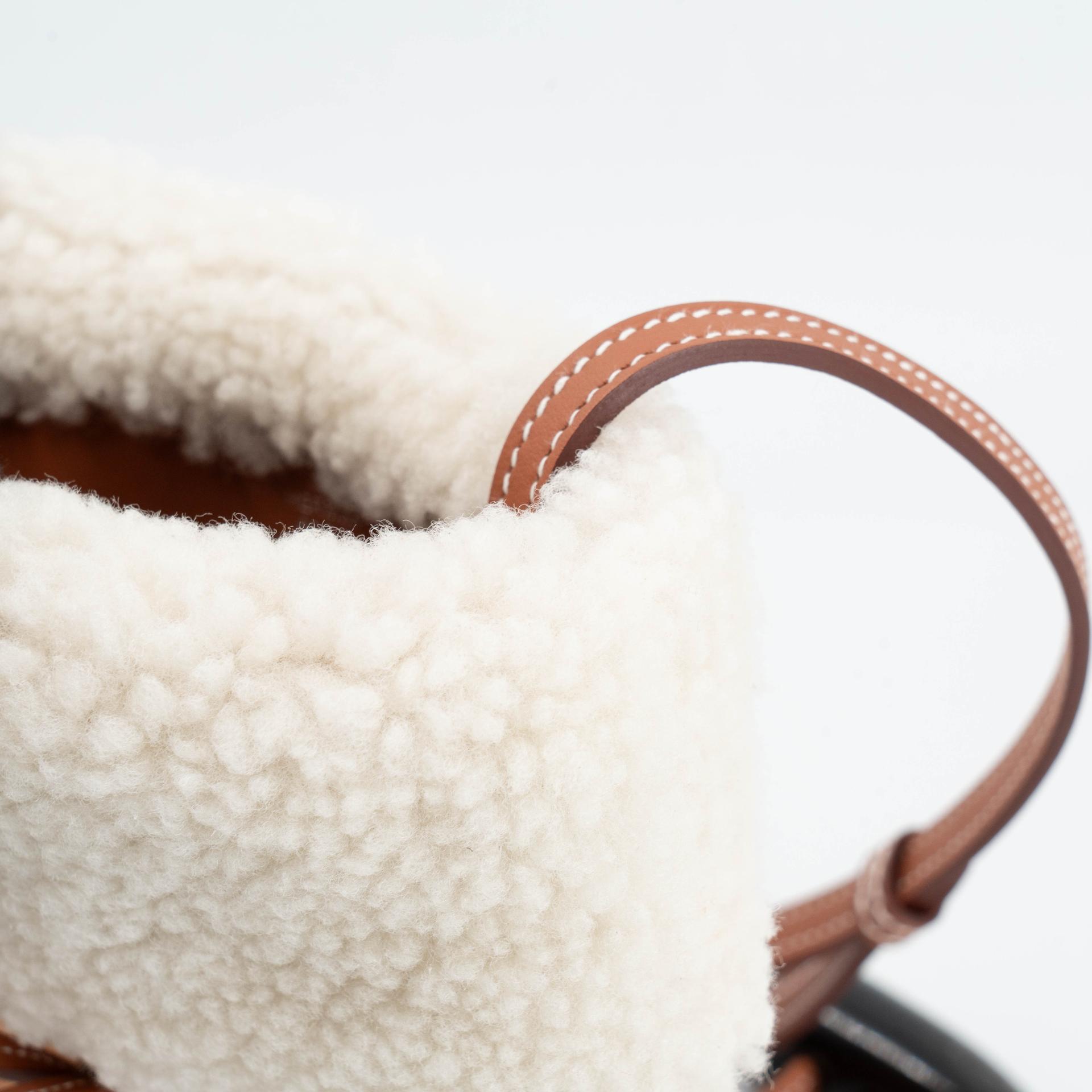 Brand New ( Rank N ) HERMÈS Plush phone bag Gold (37) Merino Wool Grizzly Swift Palladium hardware G (2026) - 14