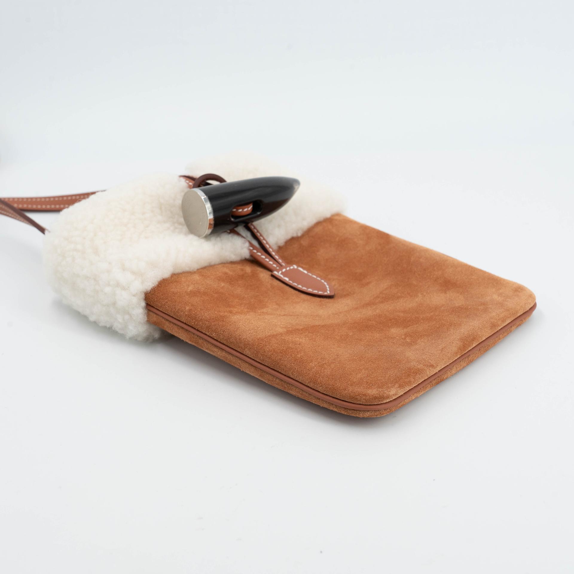 Brand New ( Rank N ) HERMÈS Plush phone bag Gold (37) Merino Wool Grizzly Swift Palladium hardware G (2026) - 7