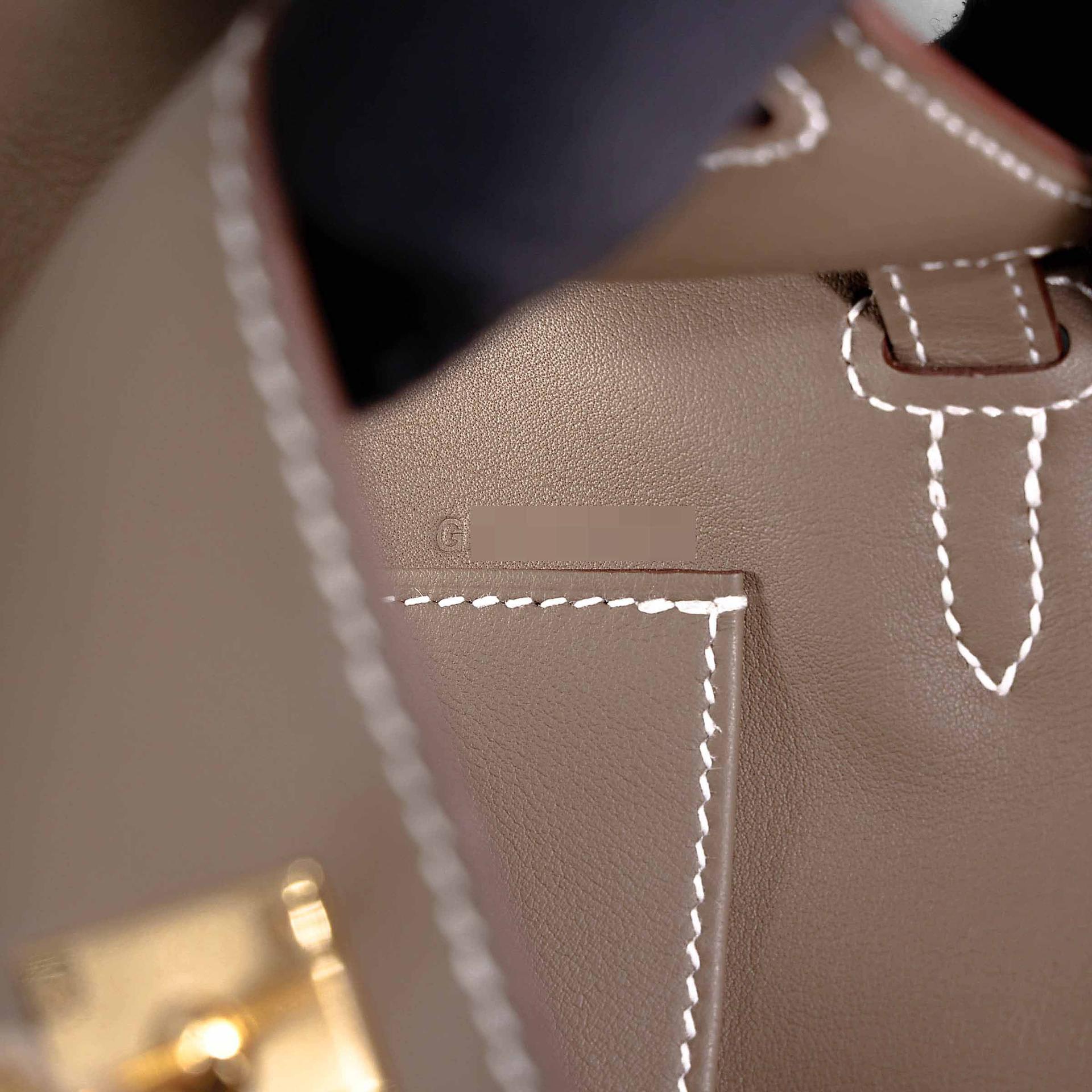 Brand New ( Rank N ) HERMÈS Kelly Pochette Etoupe (18) Swift Gold hardware G (2026) - 15