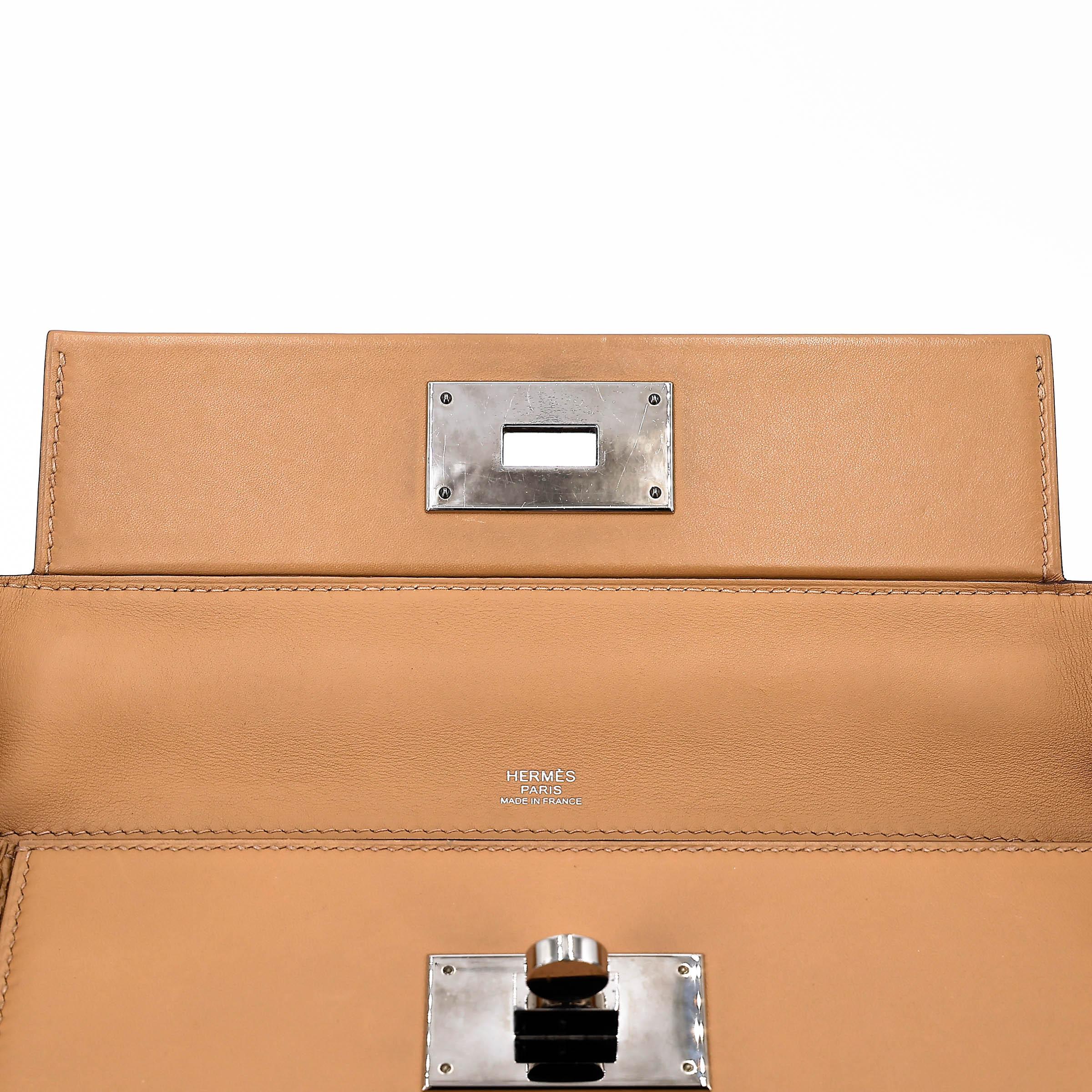 Very Good ( Rank A) HERMÈS 24/24 - 29 Biscuit (4B) Taurillon Maurice Palladium hardware Z (2021) - 11