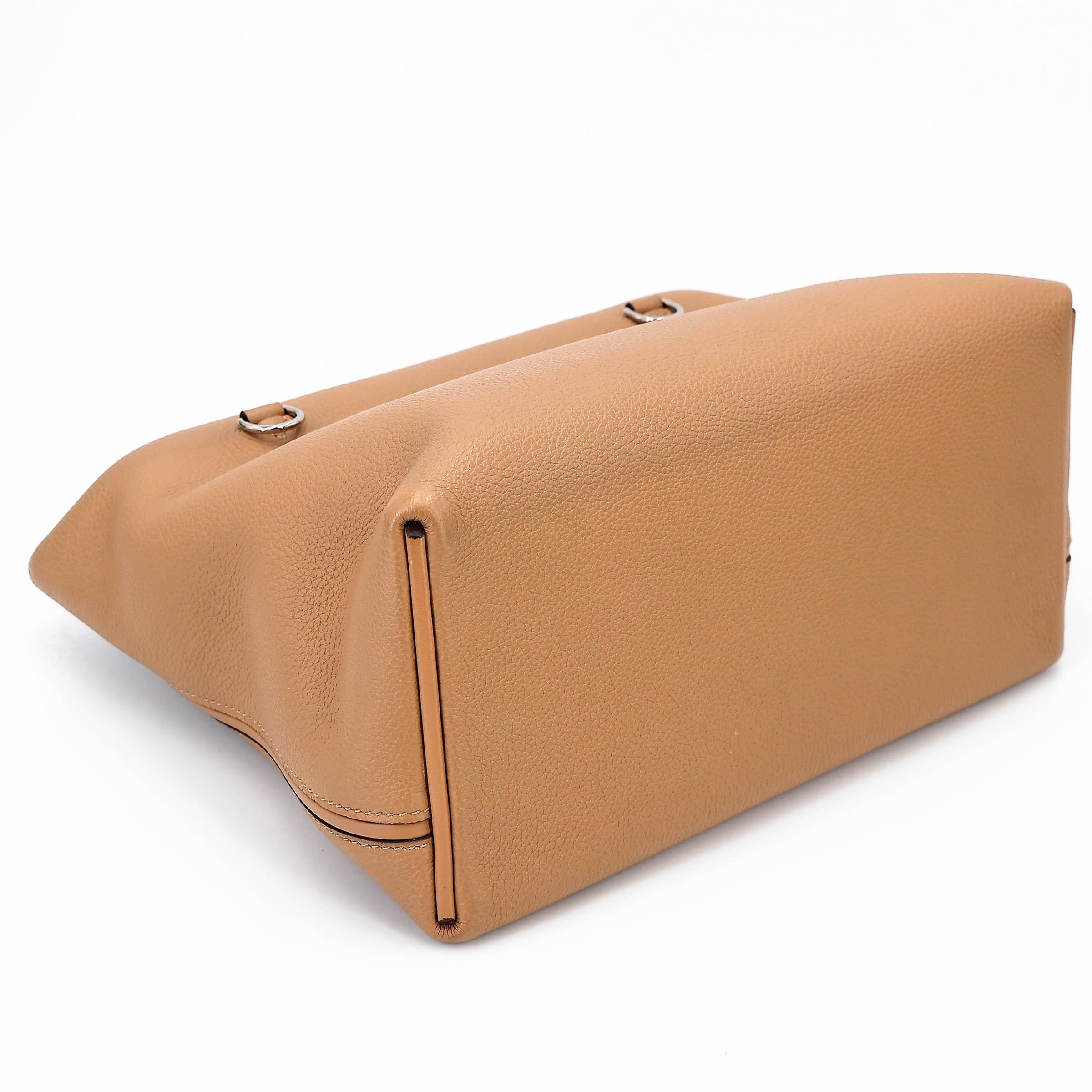 Very Good ( Rank A) HERMÈS 24/24 - 29 Biscuit (4B) Taurillon Maurice Palladium hardware Z (2021) - 7