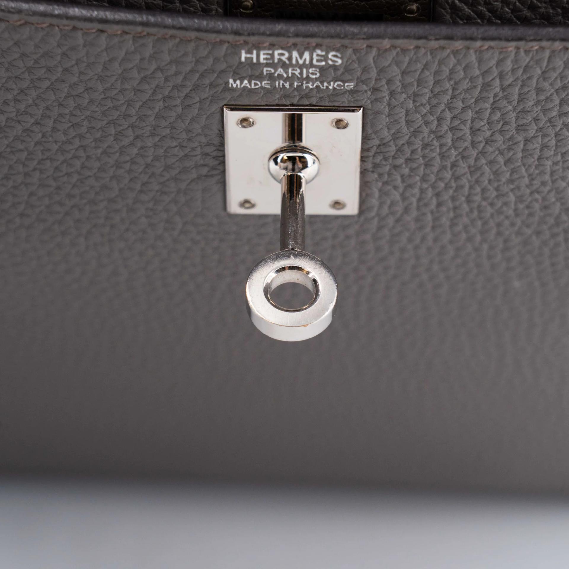 ランク A HERMÈS エルメス ケリー25 エタン (8F) トゴ シルバー金具 C刻印 (2018) - 16