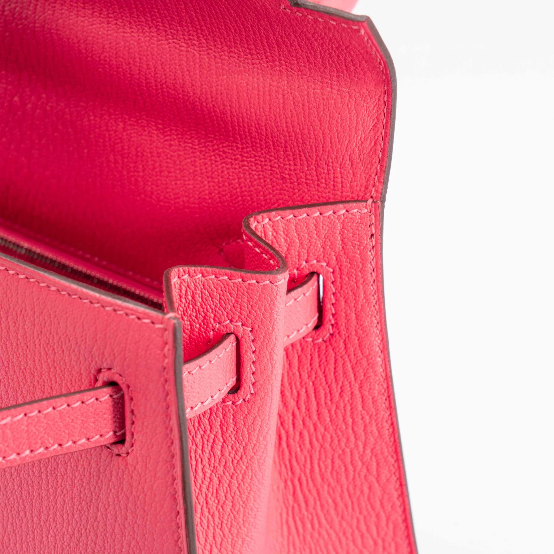 Unused ( Rank NS ) HERMÈS Kelly 25 Sellier Rose Lipstick (U5) Chevre Palladium hardware Y (2020) - 17