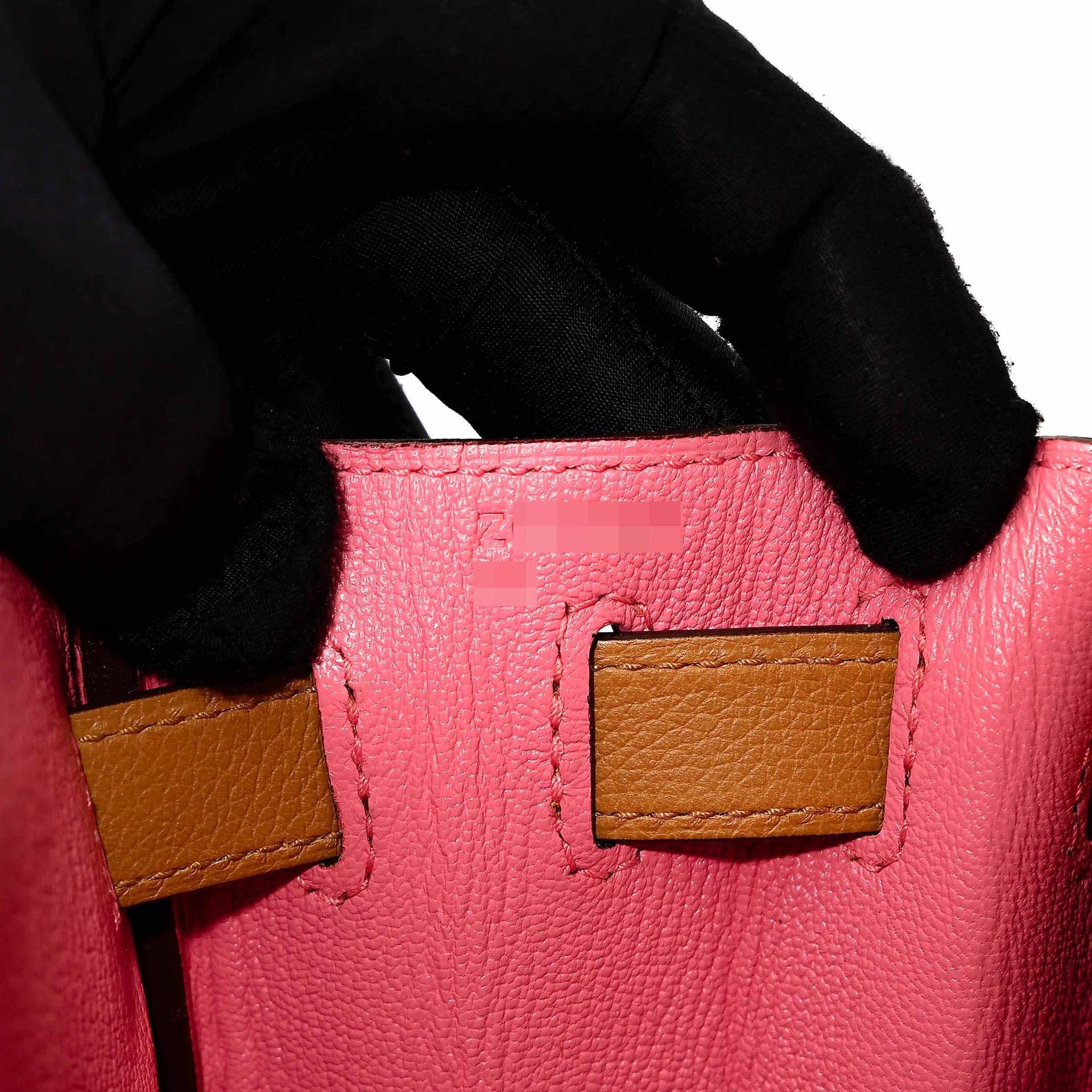 Very Good ( Rank A) HERMÈS Kelly 28 Verso Rose Azalee (8W) Sesame (2S) Evercolor Palladium hardware Z (2021) - 21