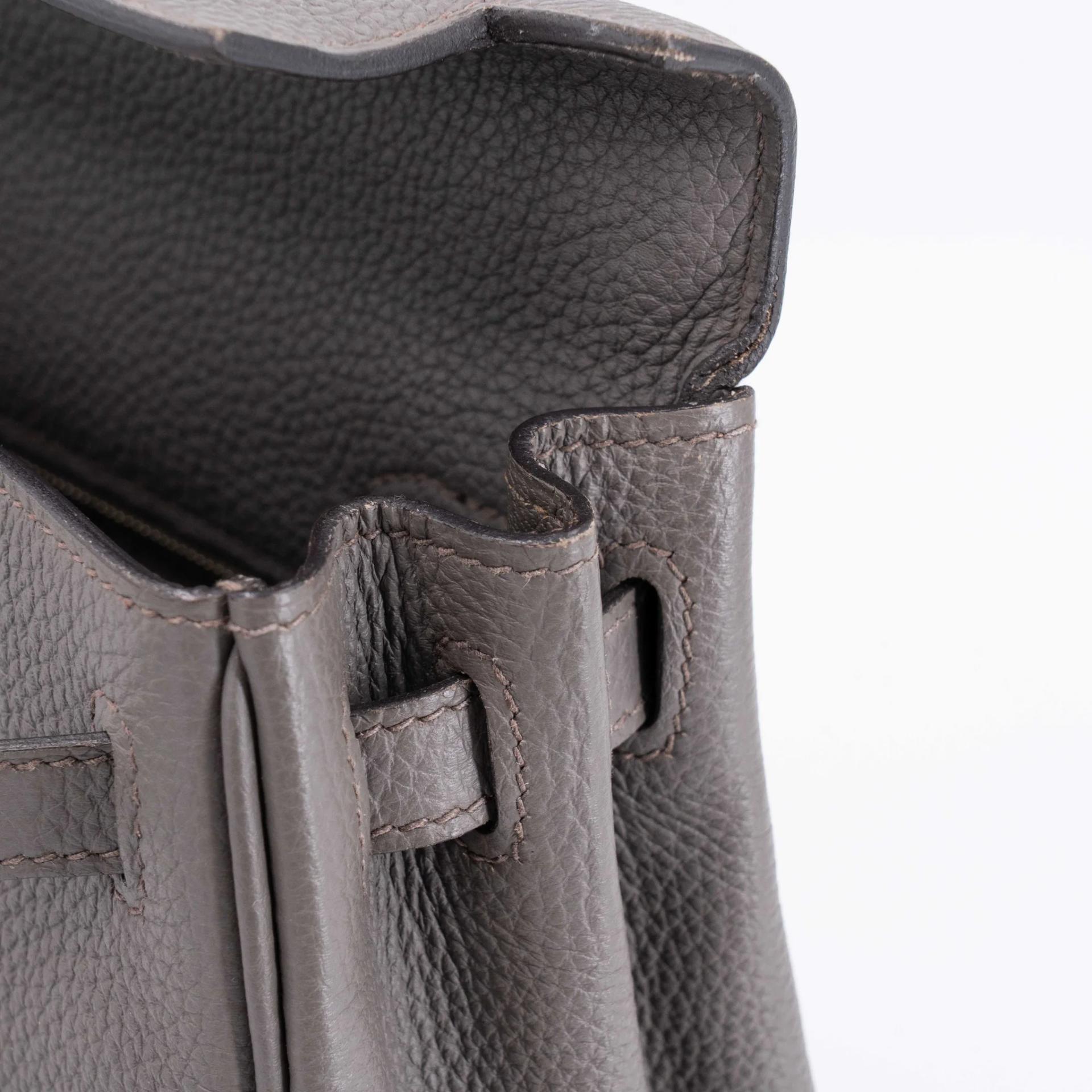 ランク A HERMÈS エルメス ケリー25 エタン (8F) トゴ シルバー金具 C刻印 (2018) - 19