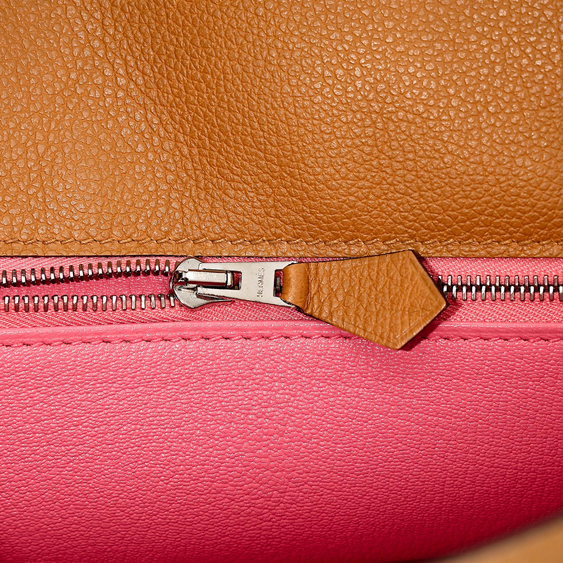 Very Good ( Rank A) HERMÈS Kelly 28 Verso Rose Azalee (8W) Sesame (2S) Evercolor Palladium hardware Z (2021) - 19