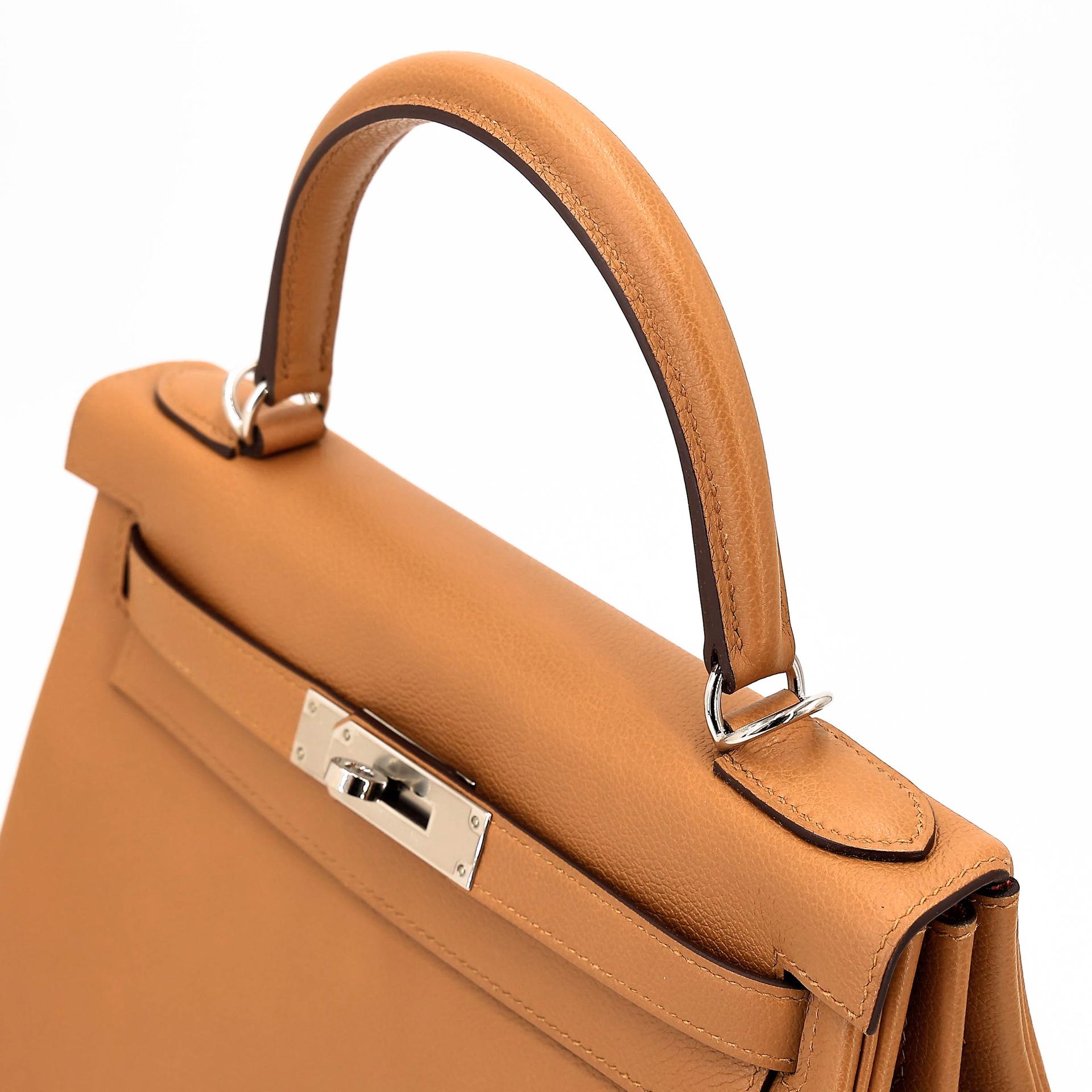 Very Good ( Rank A) HERMÈS Kelly 28 Verso Rose Azalee (8W) Sesame (2S) Evercolor Palladium hardware Z (2021) - 3