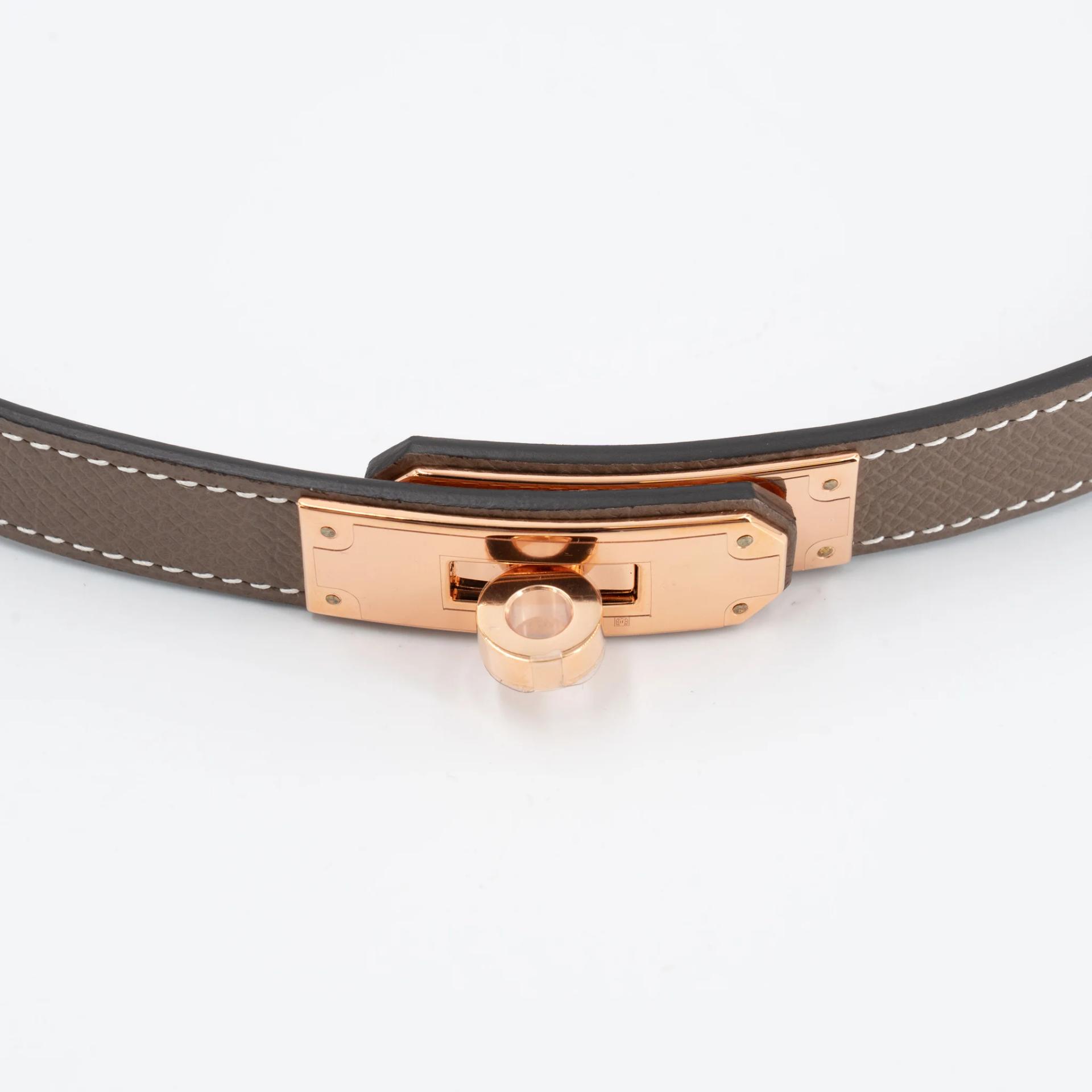 全新 HERMÈS 爱马仕 Kelly 腰带 18 大象灰 Etoupe 37 金棕色 Gold Epsom 皮 玫瑰金扣 K刻 2025年 - 6