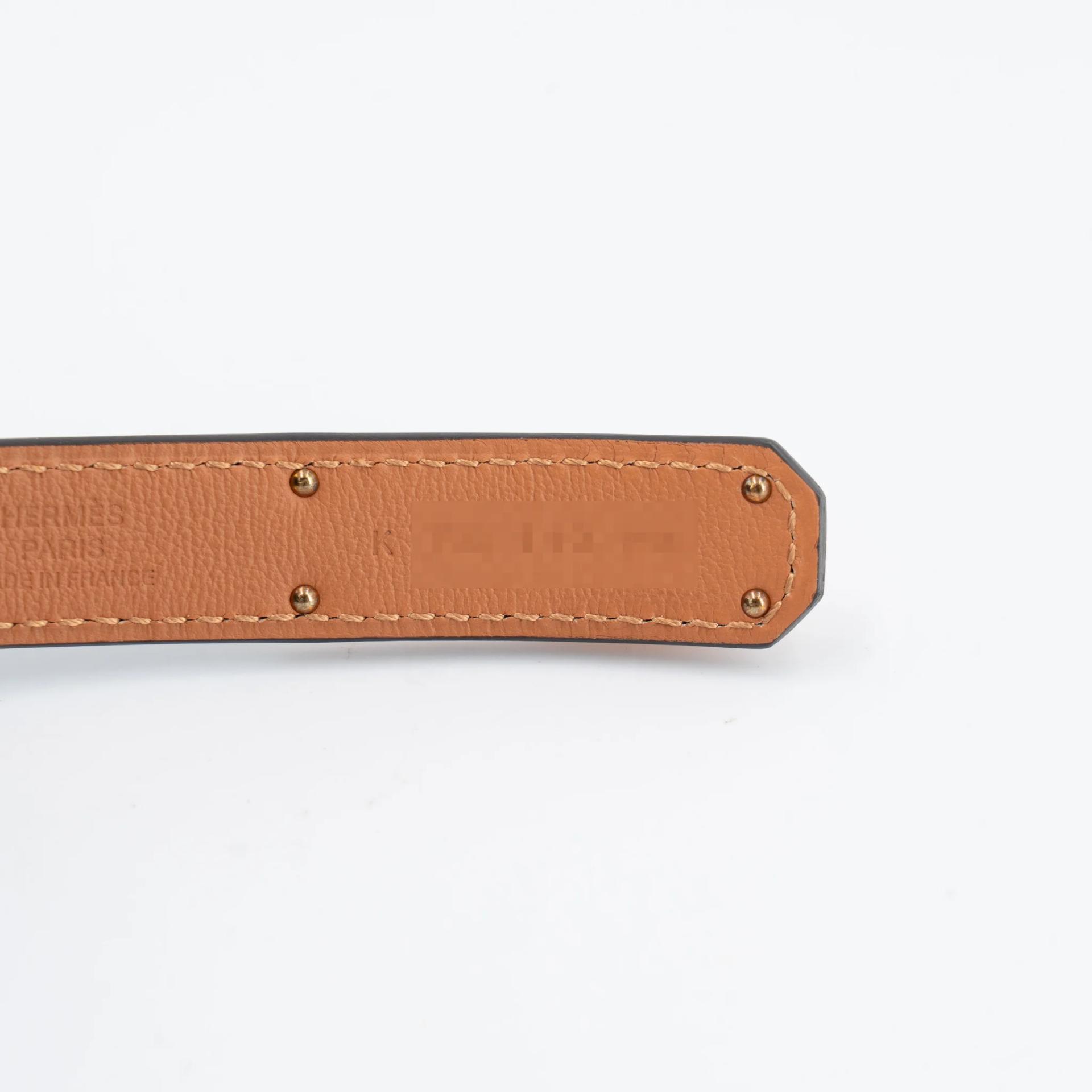 全新 HERMÈS 爱马仕 Kelly 腰带 18 大象灰 Etoupe 37 金棕色 Gold Epsom 皮 玫瑰金扣 K刻 2025年 - 10
