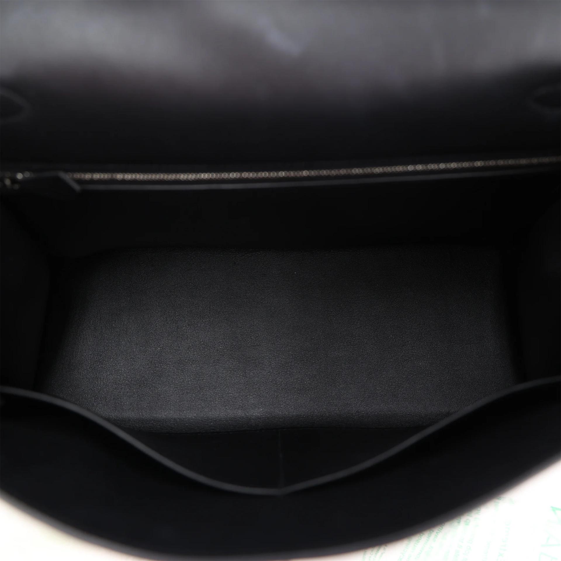 Very Good ( Rank A) HERMÈS Limited Edition Kelly 32 Cavalcadour Sellier Noir (89) Swift Toile Camp canvas Palladium hardware C (2018) - 13