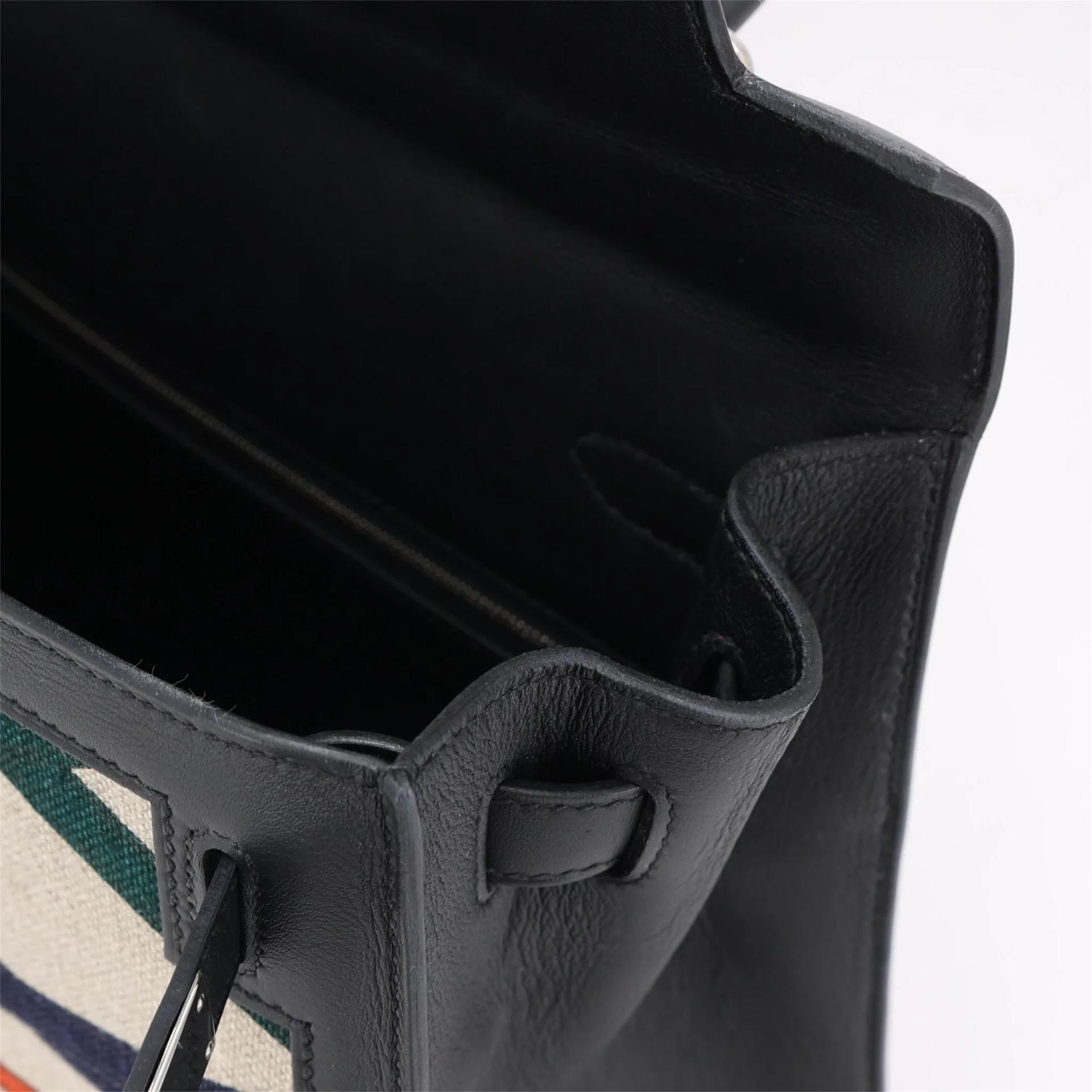 Very Good ( Rank A) HERMÈS Limited Edition Kelly 32 Cavalcadour Sellier Noir (89) Swift Toile Camp canvas Palladium hardware C (2018) - 15