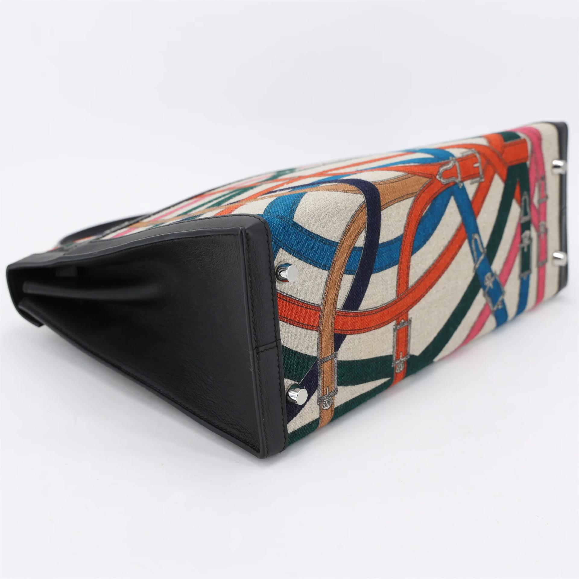 Very Good ( Rank A) HERMÈS Limited Edition Kelly 32 Cavalcadour Sellier Noir (89) Swift Toile Camp canvas Palladium hardware C (2018) - 6