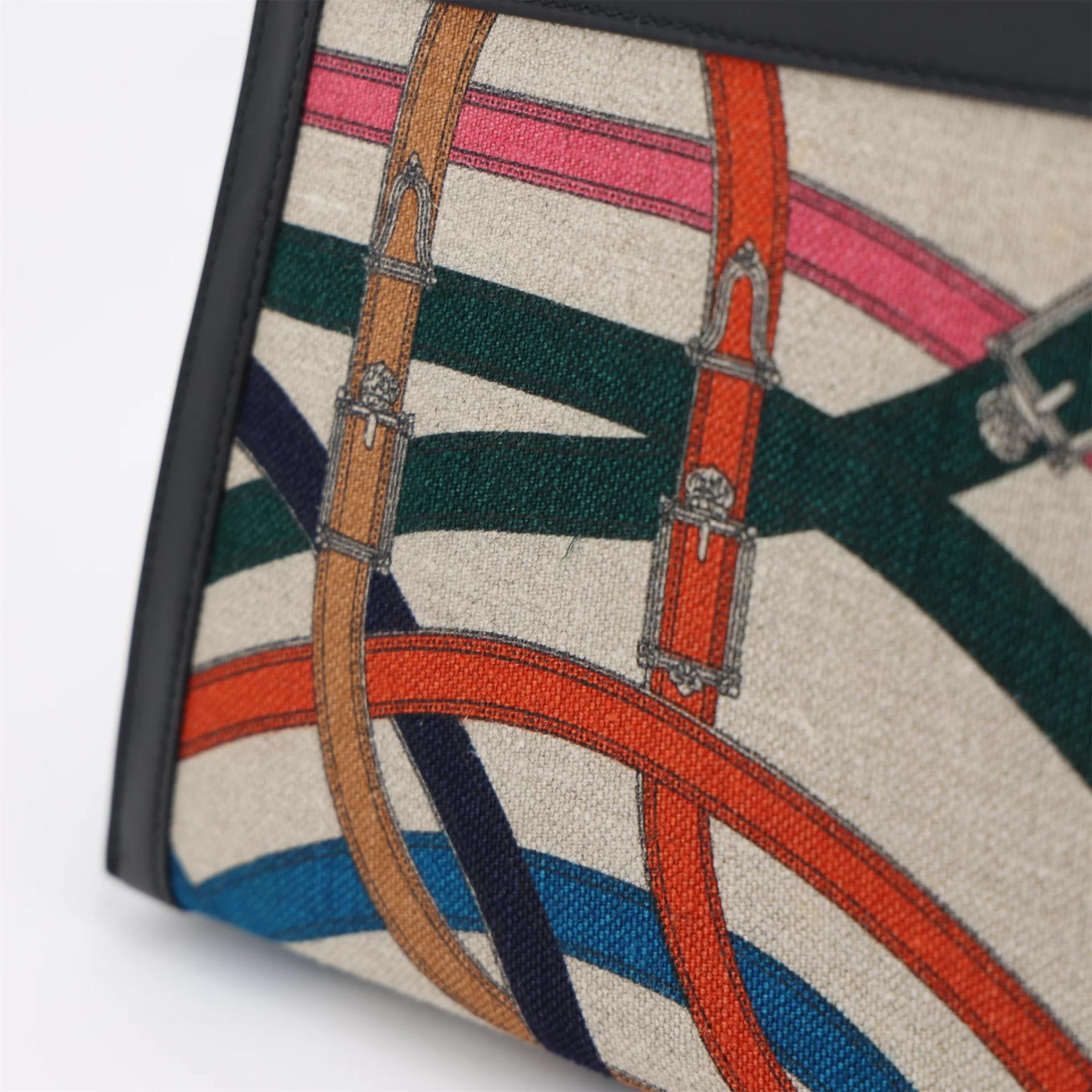 Very Good ( Rank A) HERMÈS Limited Edition Kelly 32 Cavalcadour Sellier Noir (89) Swift Toile Camp canvas Palladium hardware C (2018) - 19