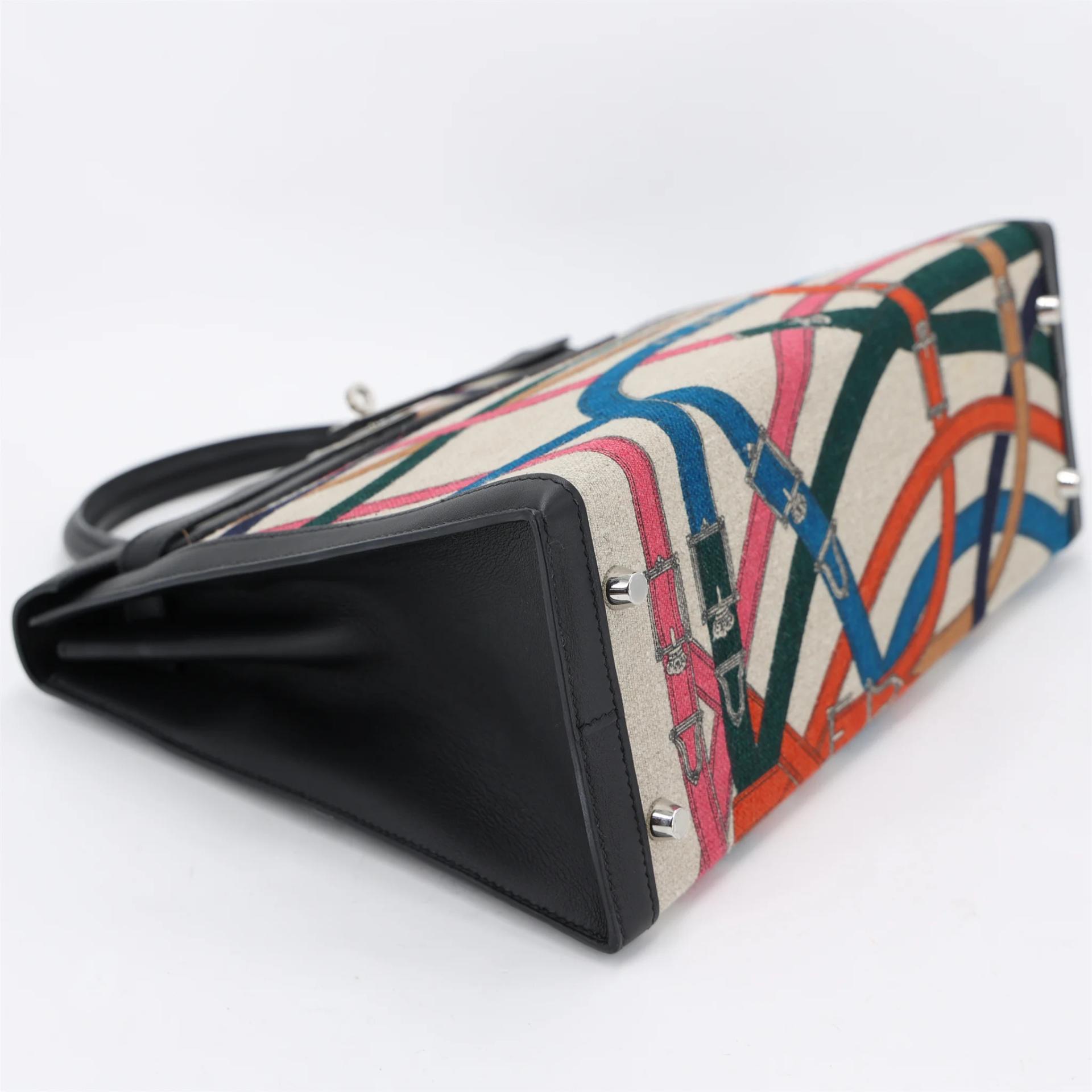 Very Good ( Rank A) HERMÈS Limited Edition Kelly 32 Cavalcadour Sellier Noir (89) Swift Toile Camp canvas Palladium hardware C (2018) - 4