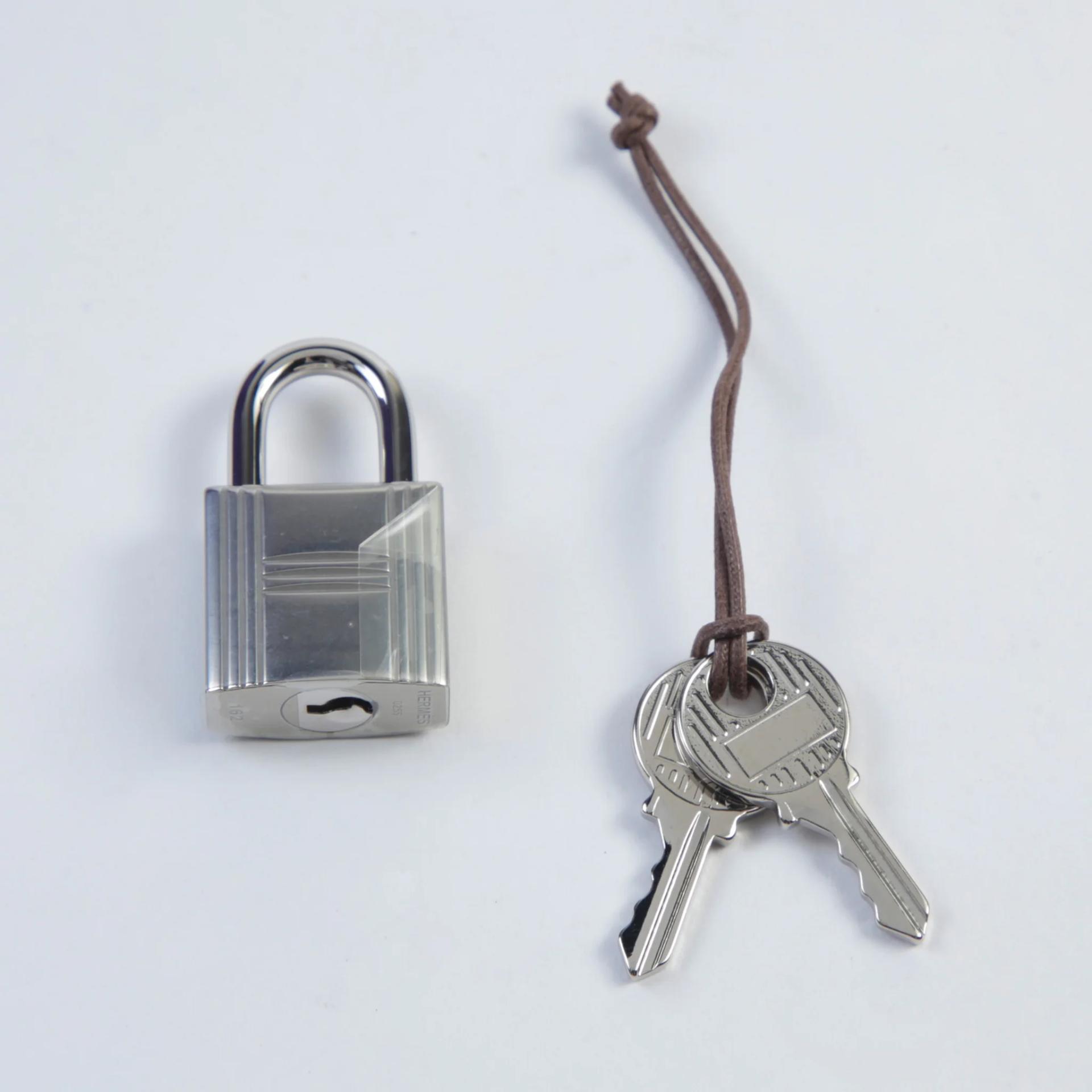 Brand New ( Rank N ) HERMÈS Picotin Lock PM Purple (X3) Clemence Palladium hardware G (2026) - 12