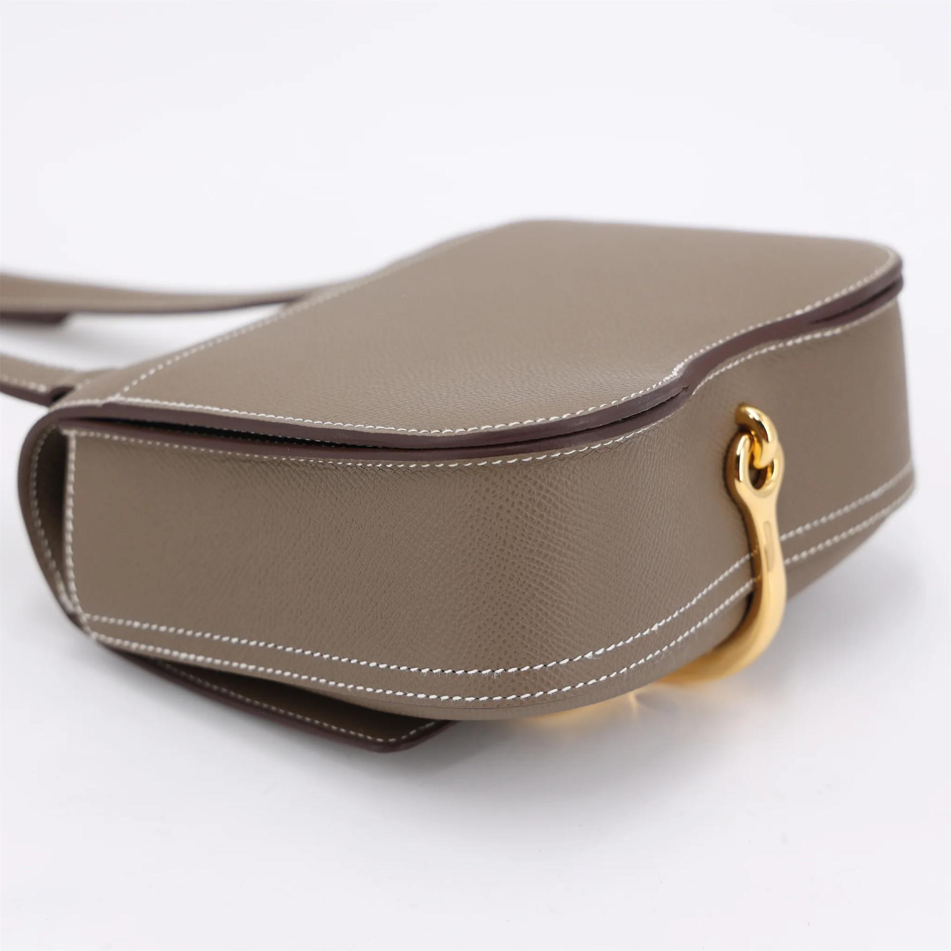 Excellent ( Rank SA ) HERMÈS Della Cavalleria mini Etoupe (18) Epsom Gold hardware W (2024) - 6