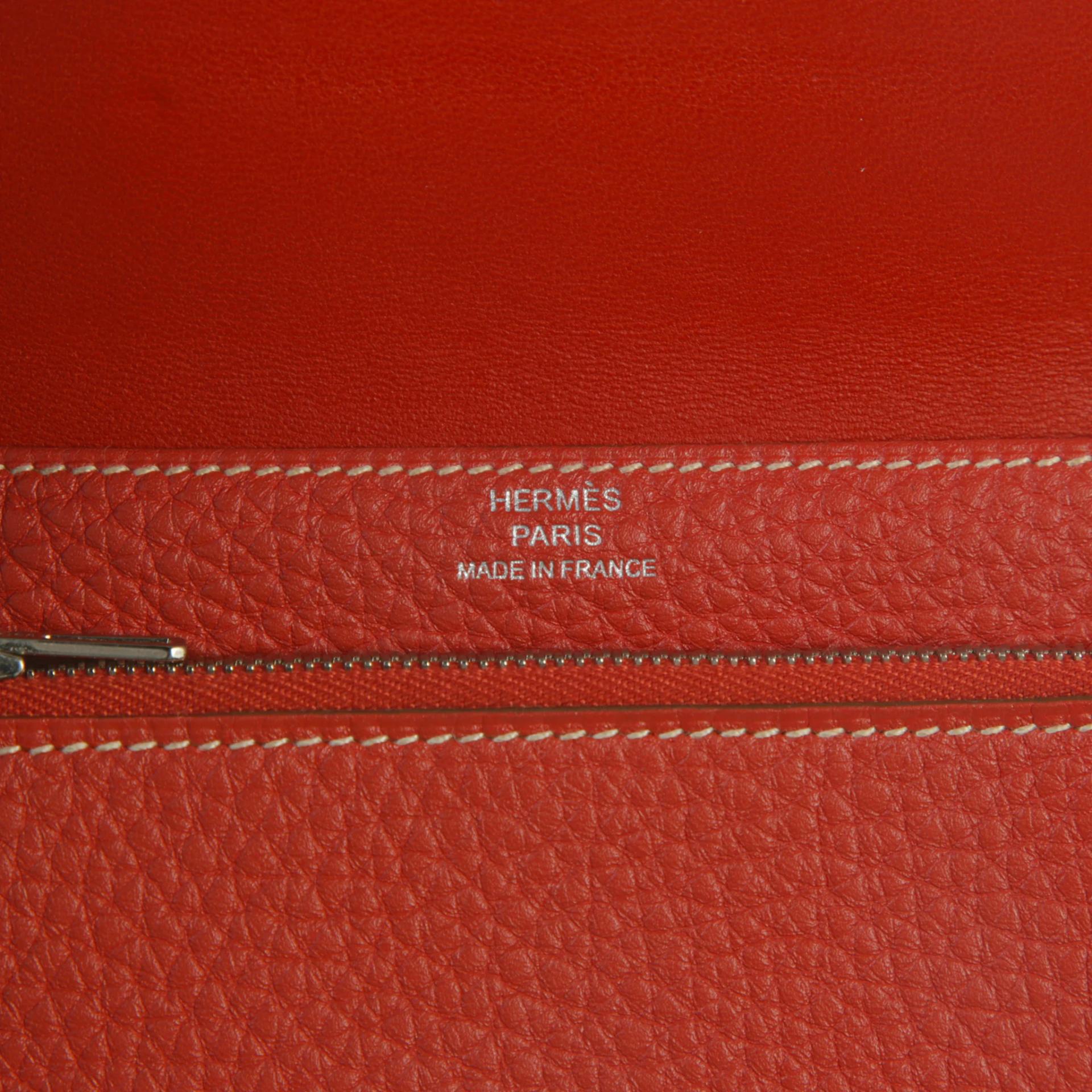 Very Good ( Rank A) HERMÈS Dogon Compact Brique (36) Togo Palladium hardware Square Q (2013) - 5
