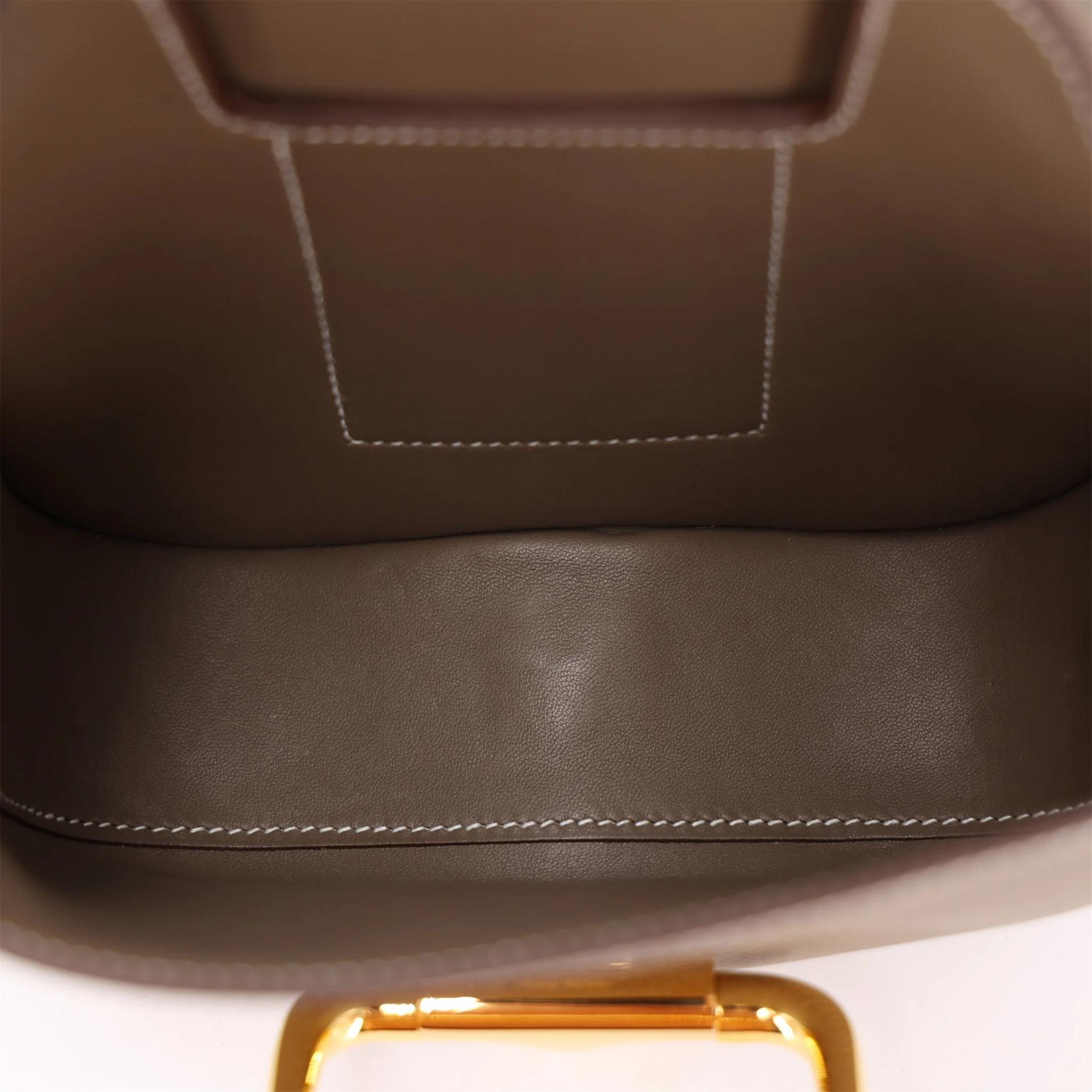 Excellent ( Rank SA ) HERMÈS Della Cavalleria mini Etoupe (18) Epsom Gold hardware W (2024) - 11