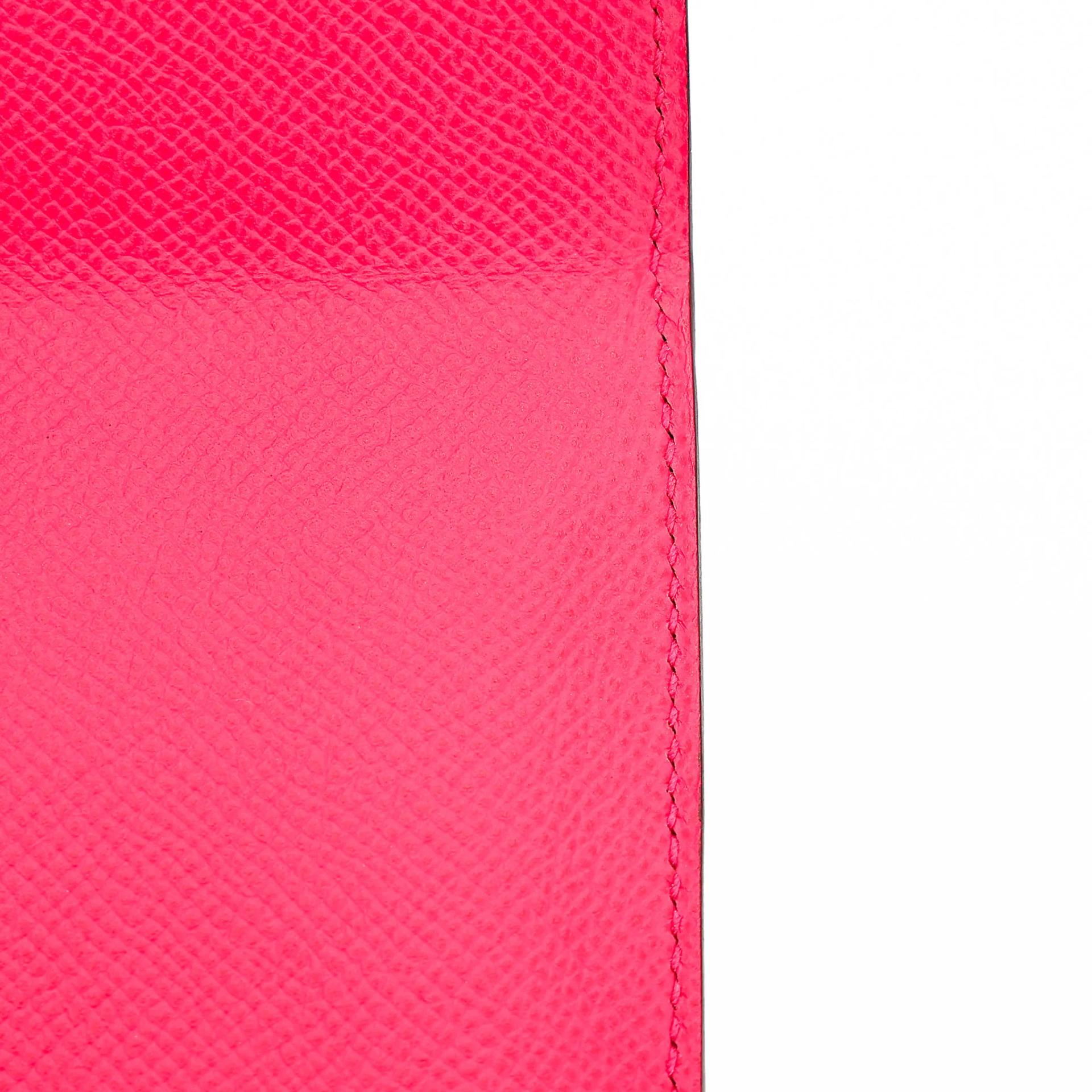 Very Good ( Rank A) HERMÈS Cinhetic Box Bag Rose Extreme (I6) Epsom Palladium hardware D (2019) - 19