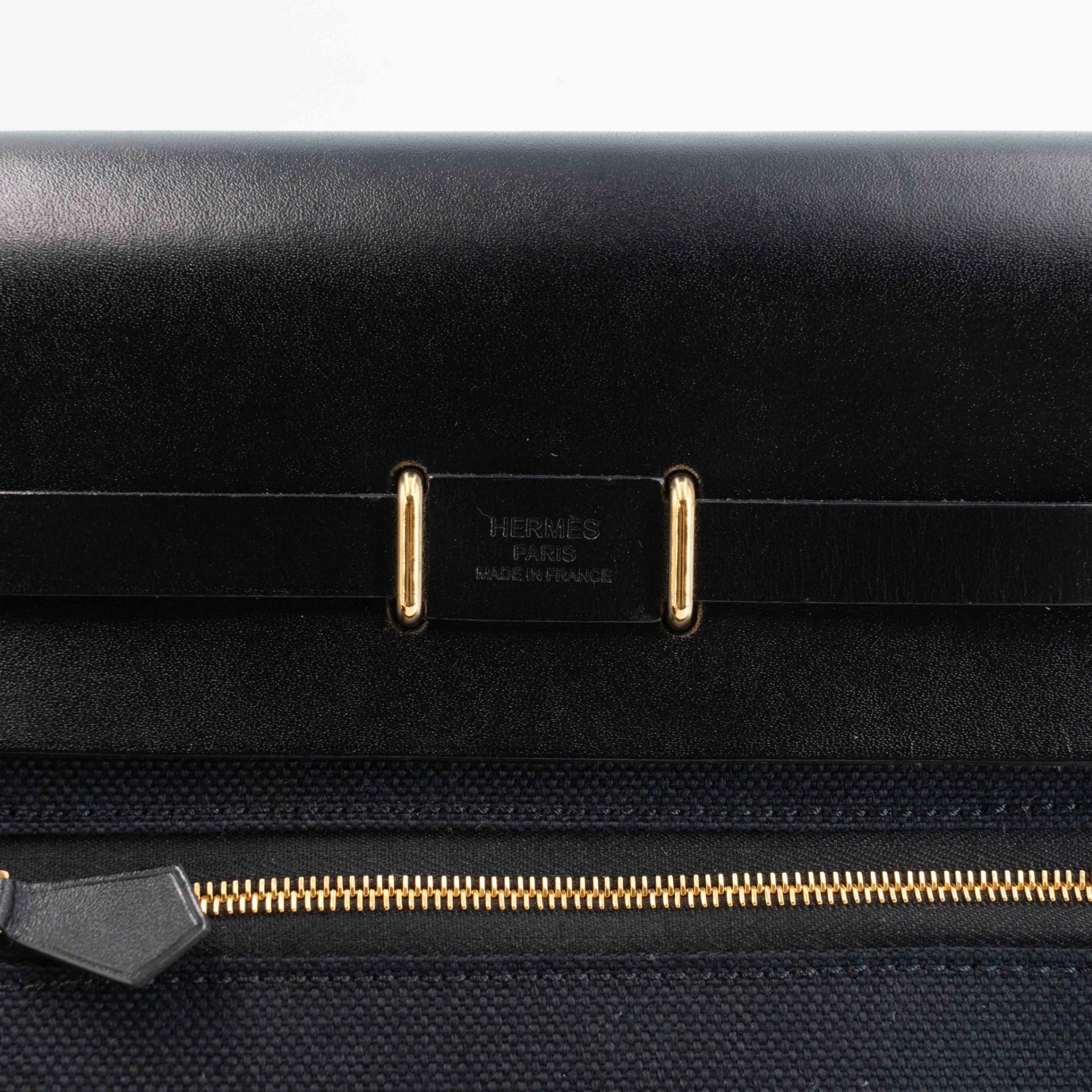 Excellent ( Rank SA ) HERMÈS Herbag Zip Mini 20 Noir (89) Toile Militaire canvas Vache Hunter Gold hardware K (2025) - 21