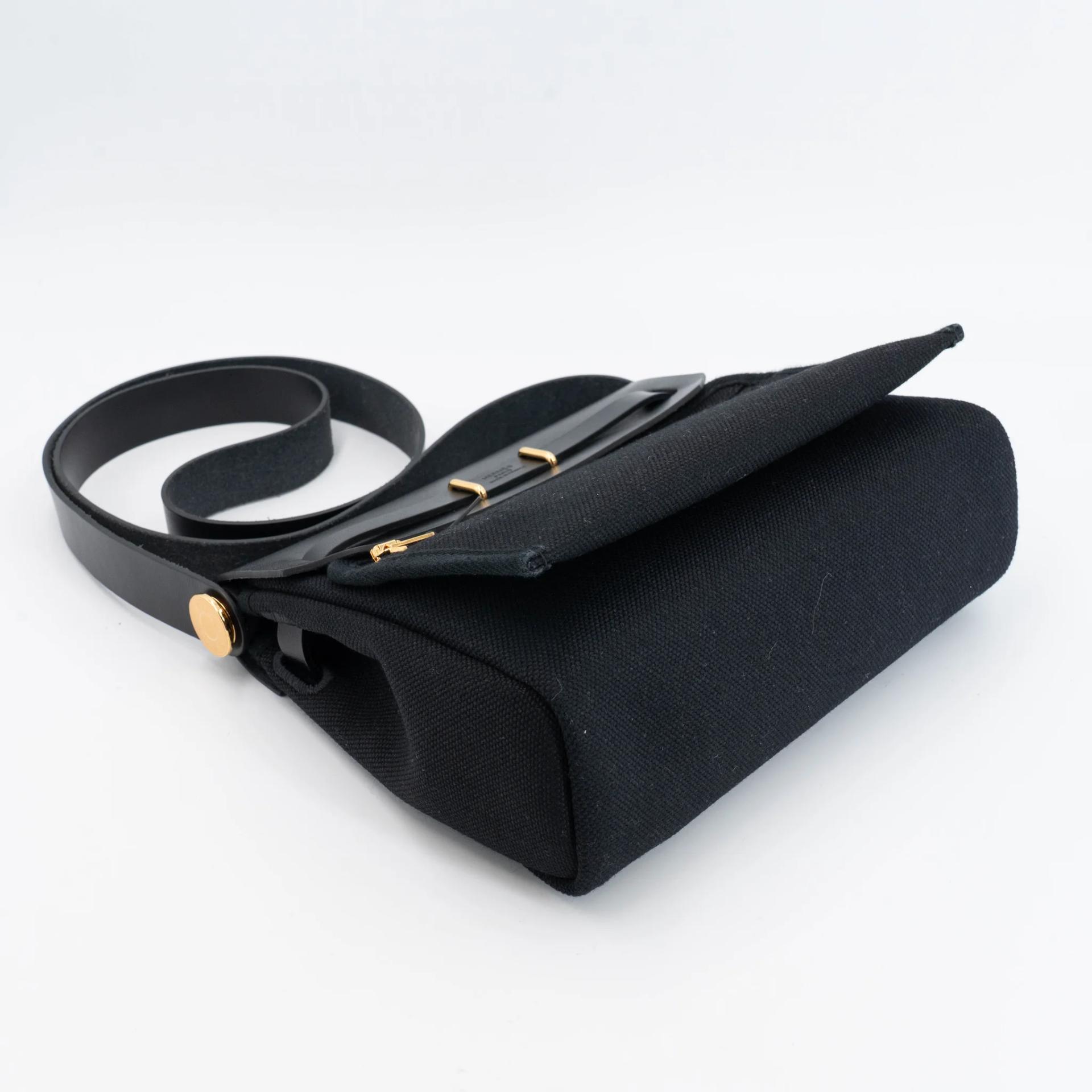 Excellent ( Rank SA ) HERMÈS Herbag Zip Mini 20 Noir (89) Toile Militaire canvas Vache Hunter Gold hardware K (2025) - 7