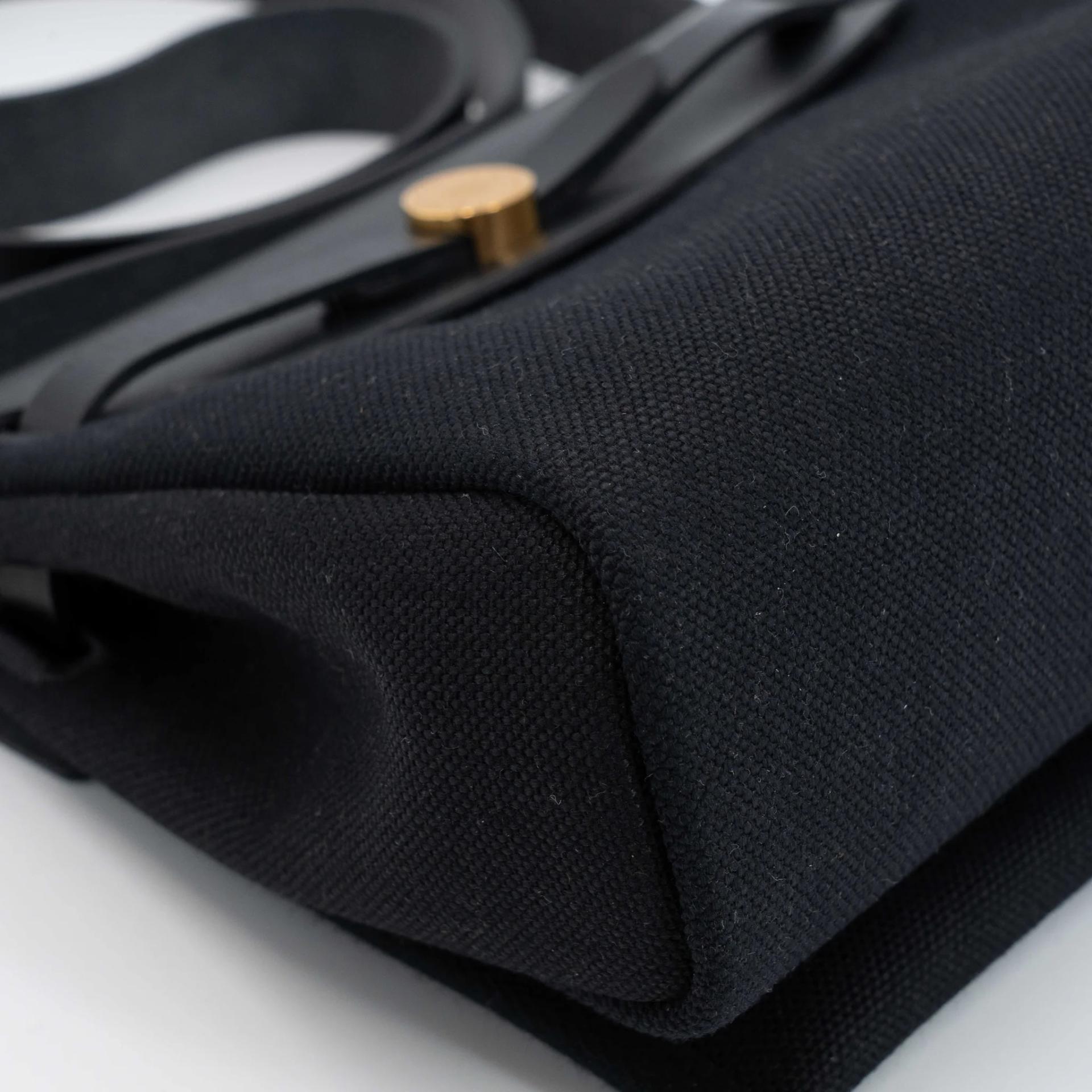 Excellent ( Rank SA ) HERMÈS Herbag Zip Mini 20 Noir (89) Toile Militaire canvas Vache Hunter Gold hardware K (2025) - 11