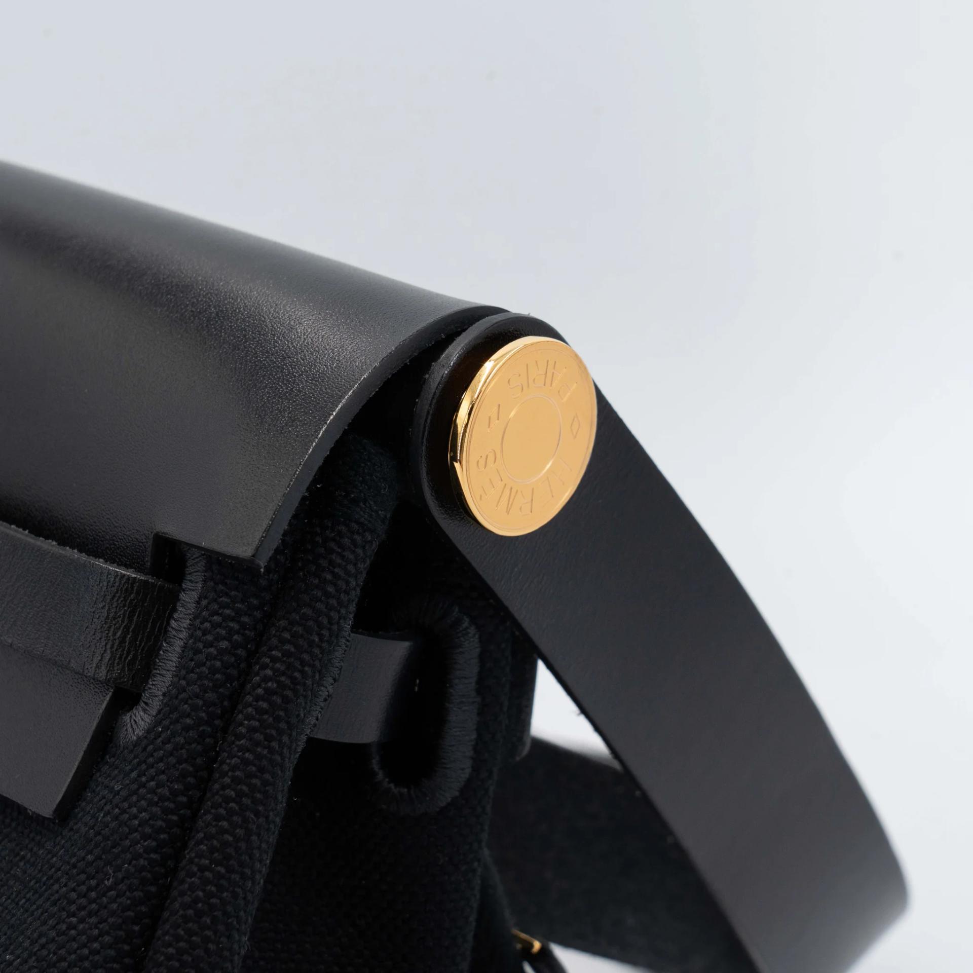 Excellent ( Rank SA ) HERMÈS Herbag Zip Mini 20 Noir (89) Toile Militaire canvas Vache Hunter Gold hardware K (2025) - 13
