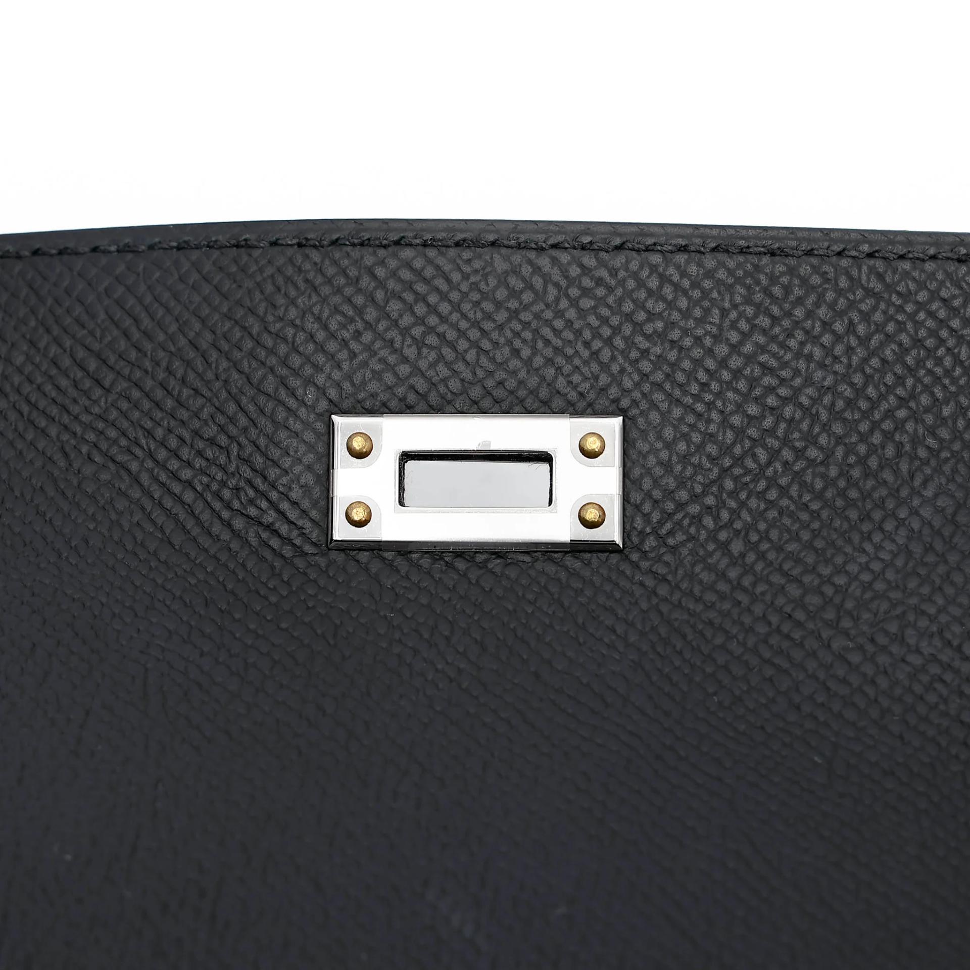 Unused ( Rank NS ) HERMÈS Kelly 25 Sellier Noir (89) Epsom Electrum hardware K (2025) - 11